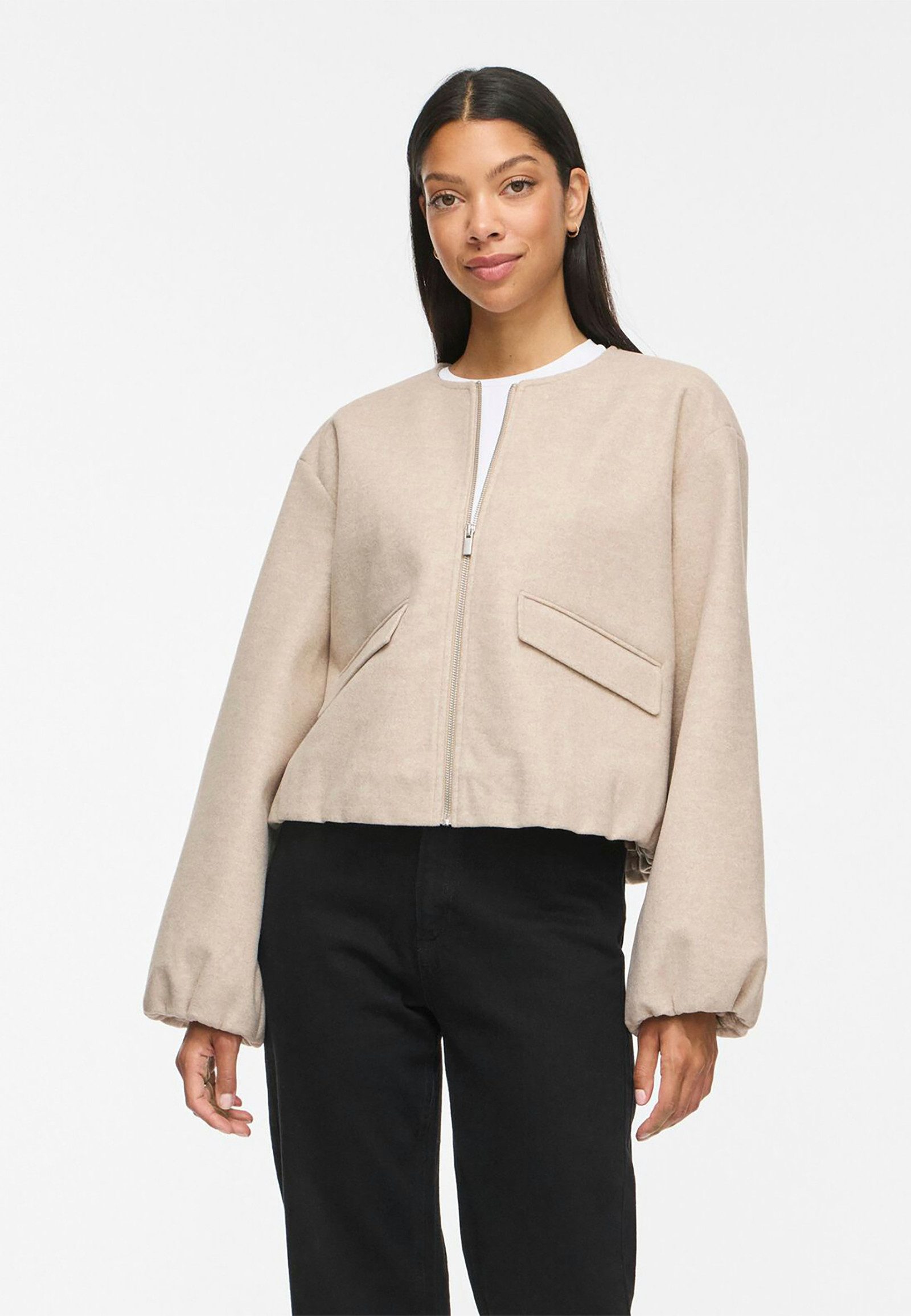 Vila Blouson Rundhals Frontzipper Volumenärmel für Damen (1-St) Recyceltes Material, Nachhaltig, Vordertaschen, Regular Fit