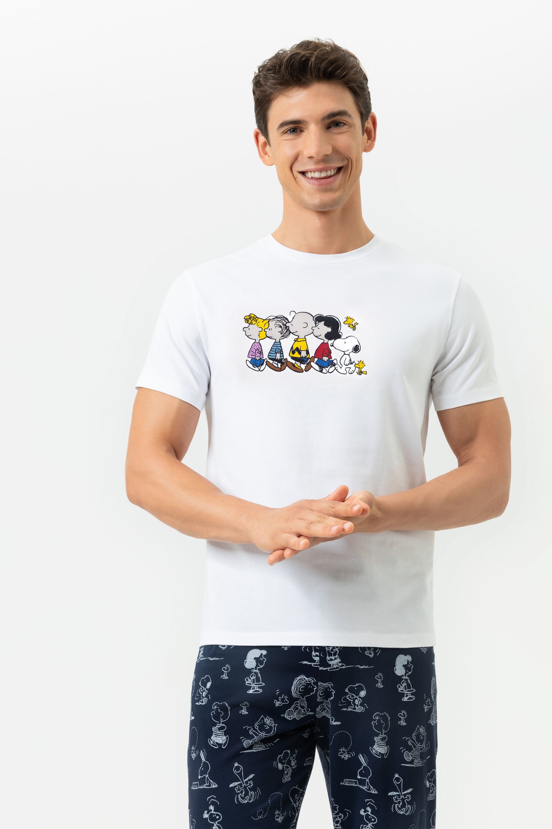 Mey Pyjamaoberteil Serie mey x Peanuts Print: Peanuts-Gruppenmotiv (1-tlg) günstig online kaufen