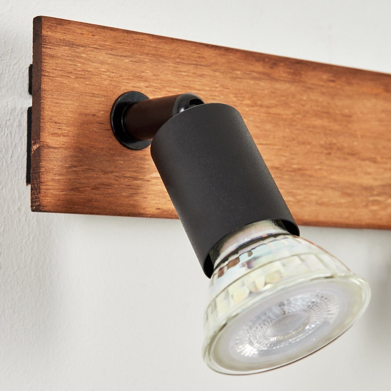 hofstein Wandleuchte »Buti« verstellbare Wandlampe aus Metall/Holz in Schwarz/Natur, ohne Leuchtmittel, 2xGU10, moderne Leselampe mit An- & Ausschalter am Gehäuse
