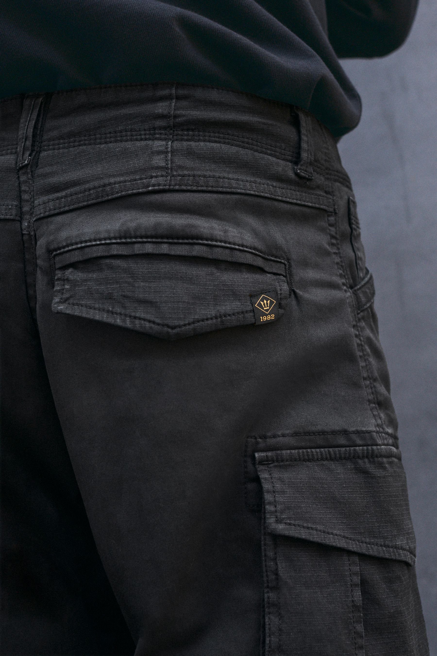 Next Cargohose Slim Fit Stretch-Cargohose mit Zierreißverschluss (1-tlg)