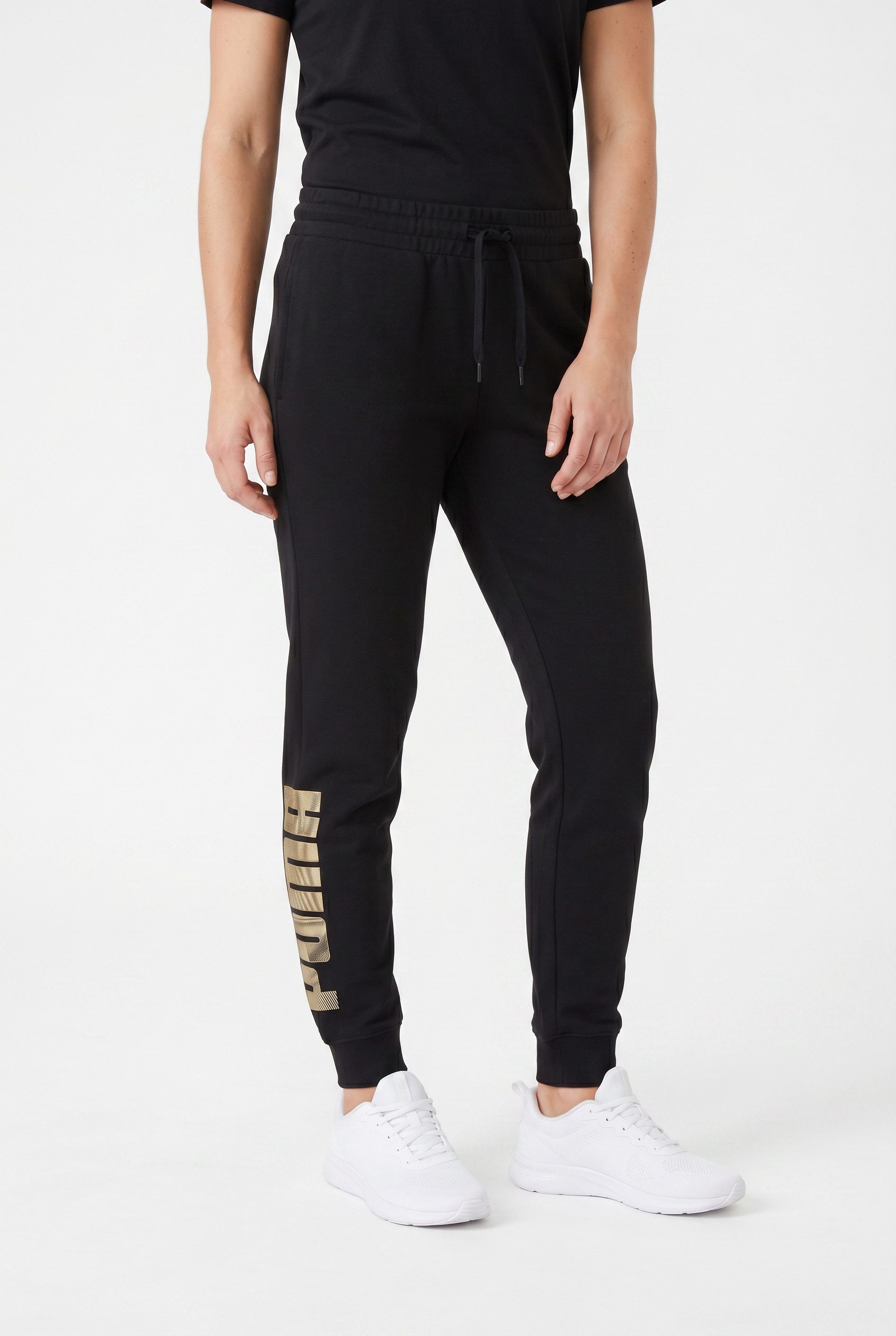 PUMA Trainingshose ESS LOGO LAB METALLIC SWEATPANTS TR CL mit Eingrifftaschen, Regular Fit, sportlicher Stil