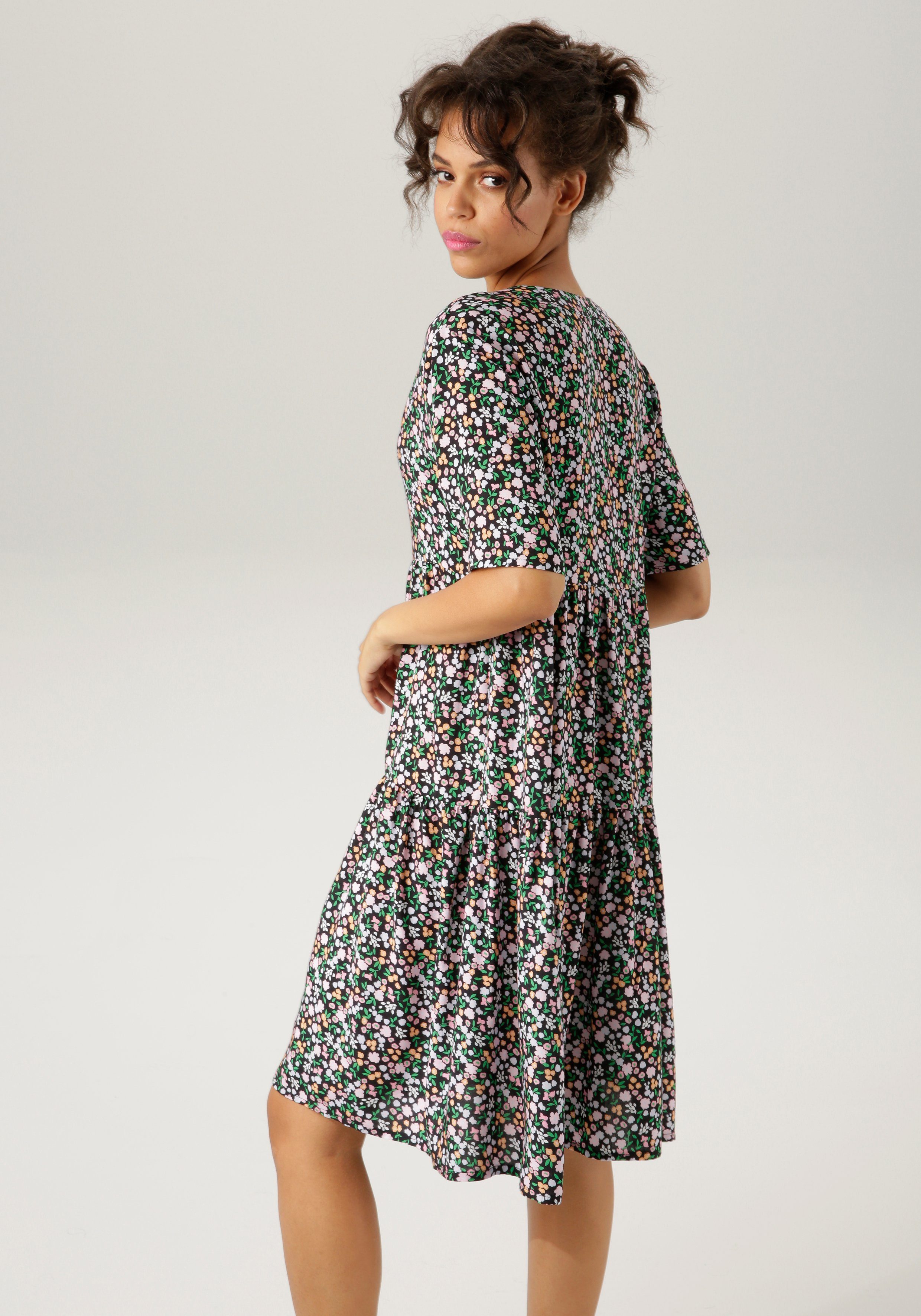 Aniston CASUAL Sommerkleid mit buntem Minimal-Blumendruck – Bild 2 von 5