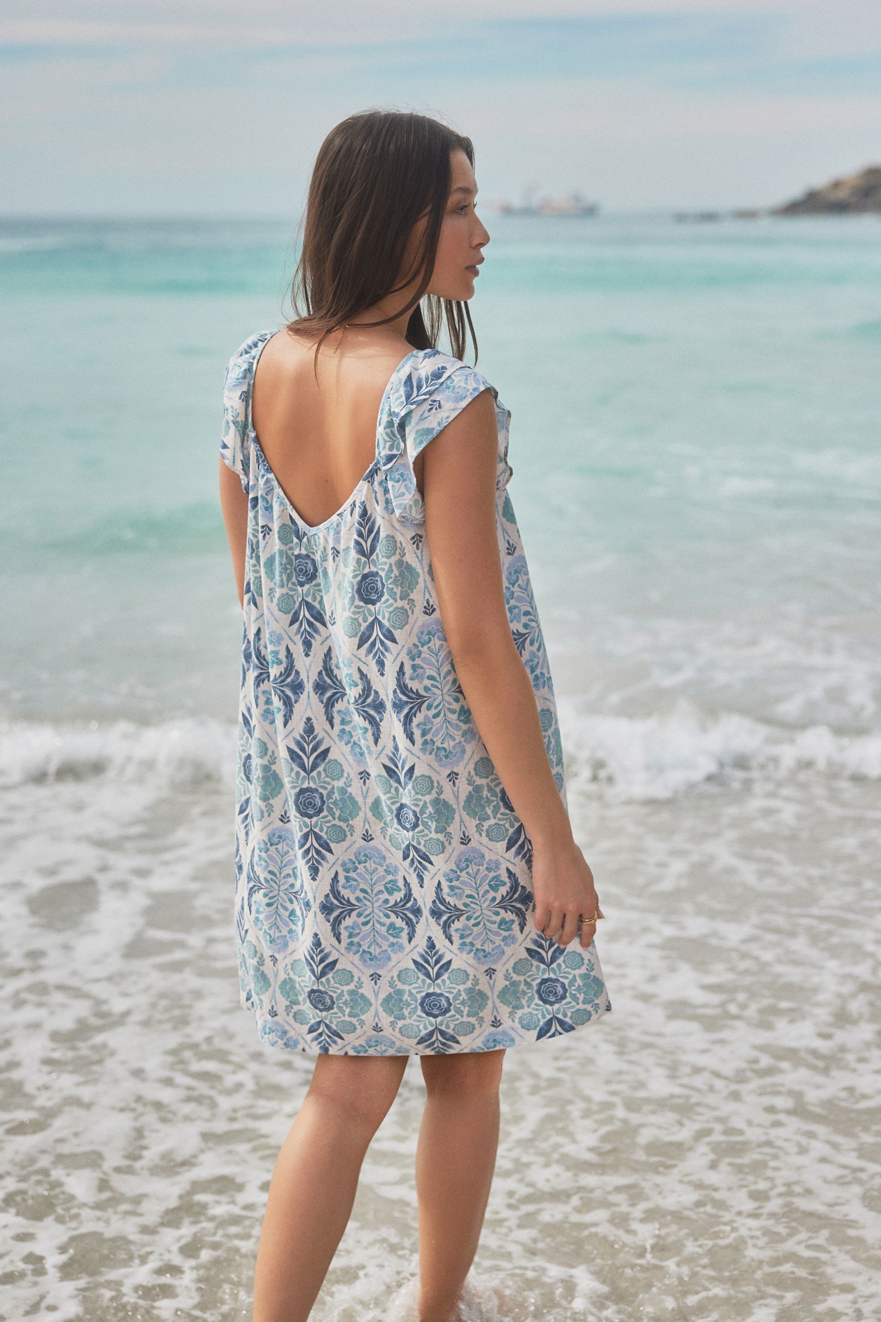 Next Minikleid Minikleid mit V-Ausschnitt und Rüschenärmeln (1-tlg) günstig online kaufen