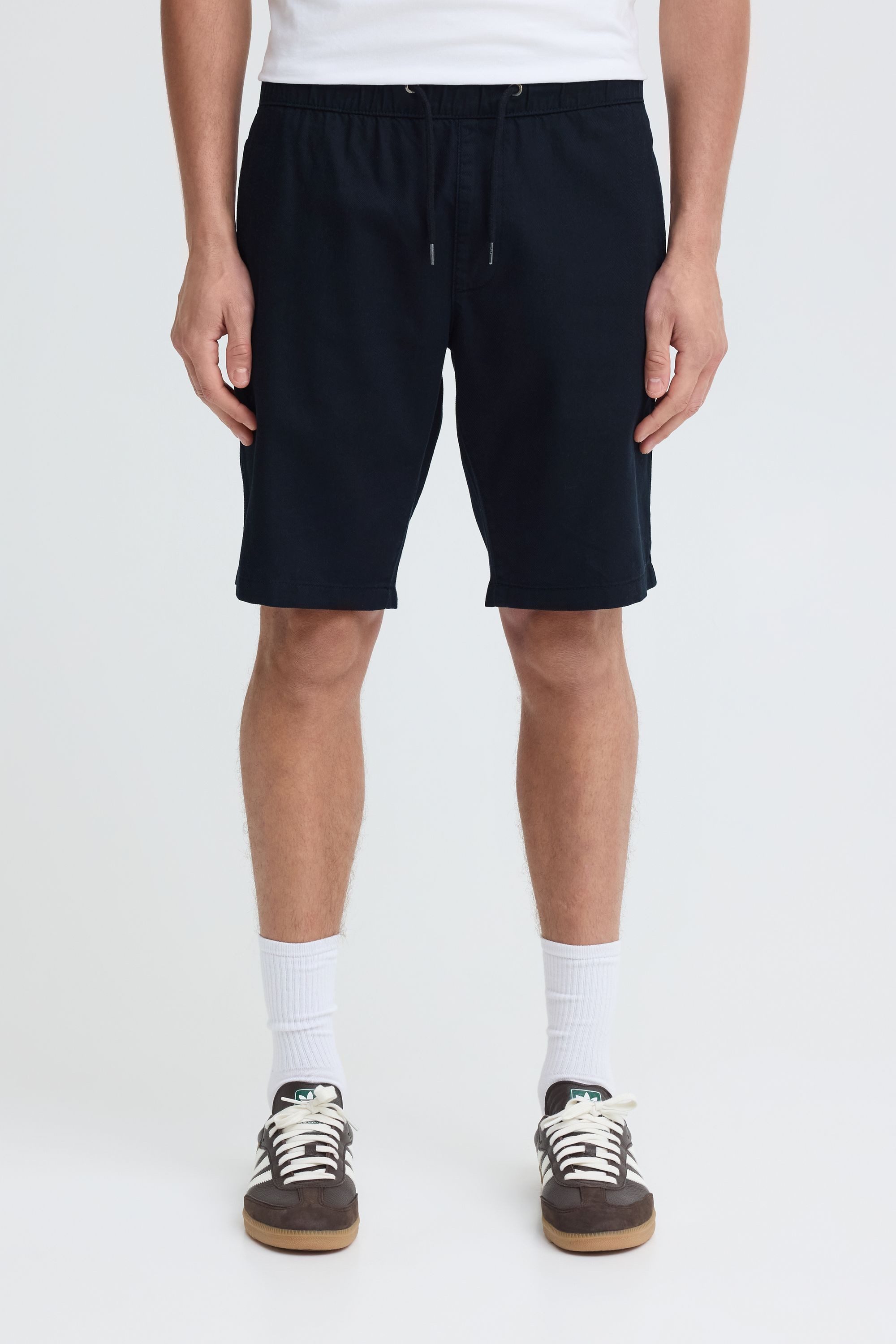 Indicode Chinoshorts IDZarwyn Schöne Chinoshorts mit elastischem Bund und Kordel