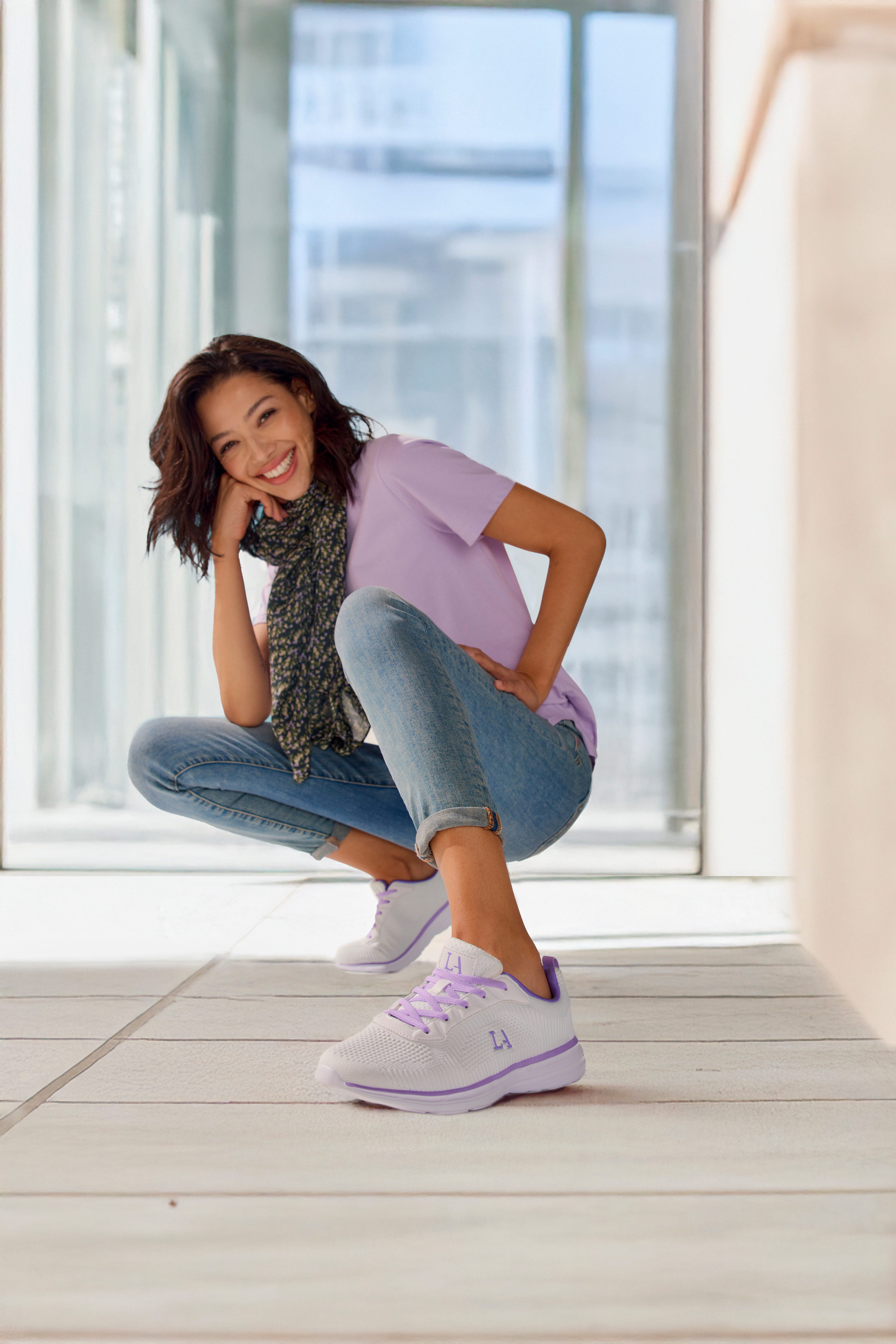 LASCANA Sneaker Freizeitschuh, Halbschuh im sportiven Look VEGAN günstig online kaufen