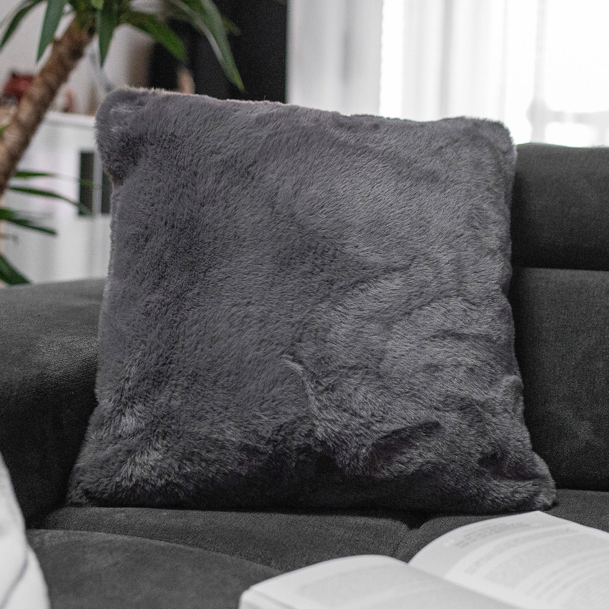 REALLaxx Fellkissen Eliane, 45x45cm, kuscheliges Sofakissen, Bezug inkl. Fü günstig online kaufen