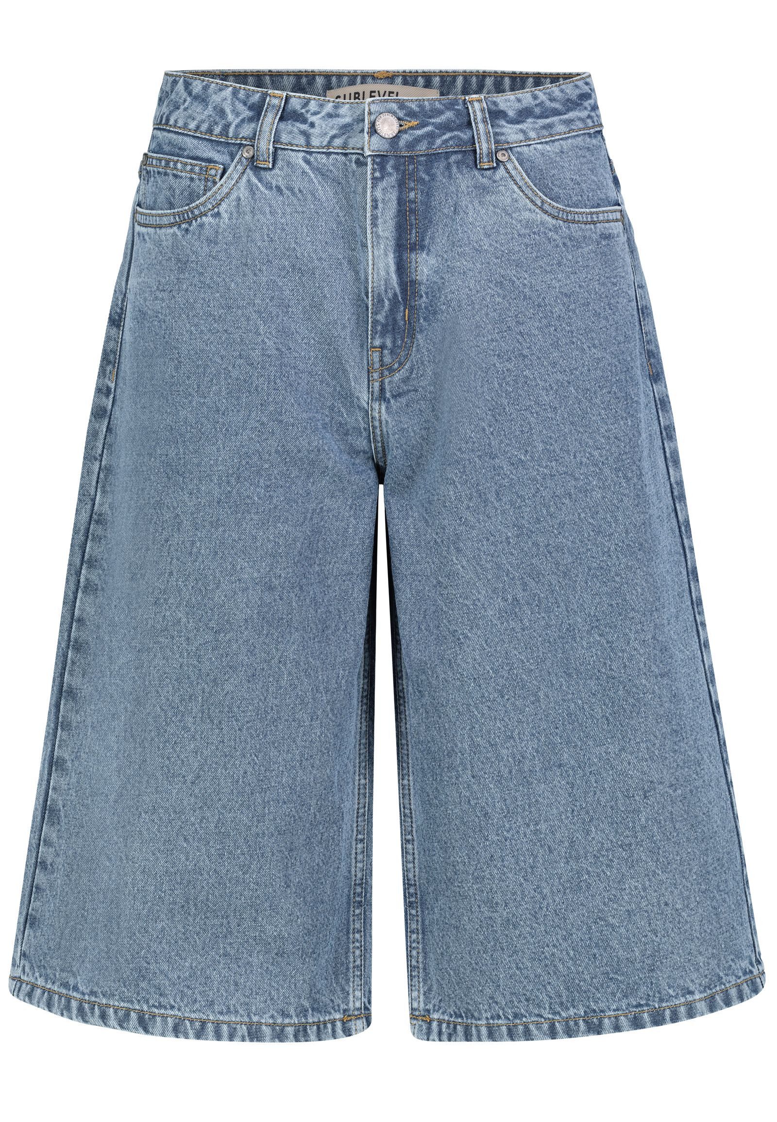 AUTHENTIC STYLE Shorts