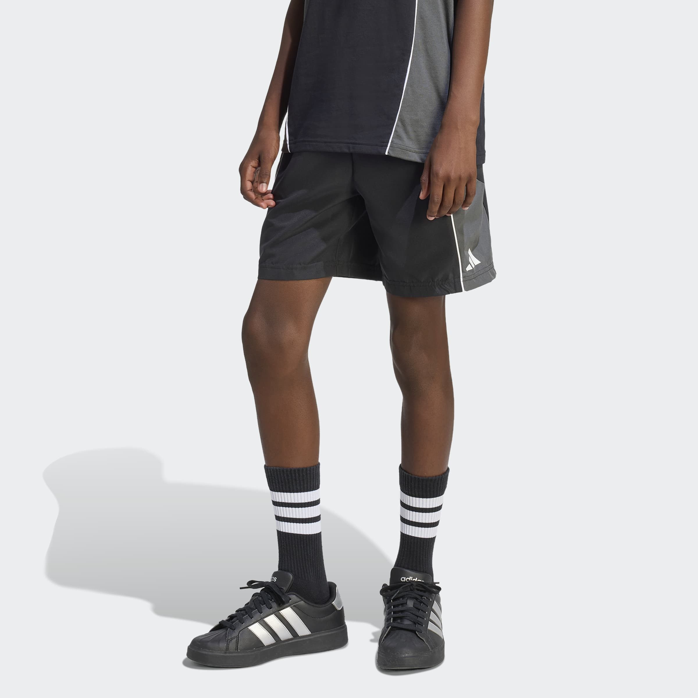 adidas Sportswear Shorts J CB WV