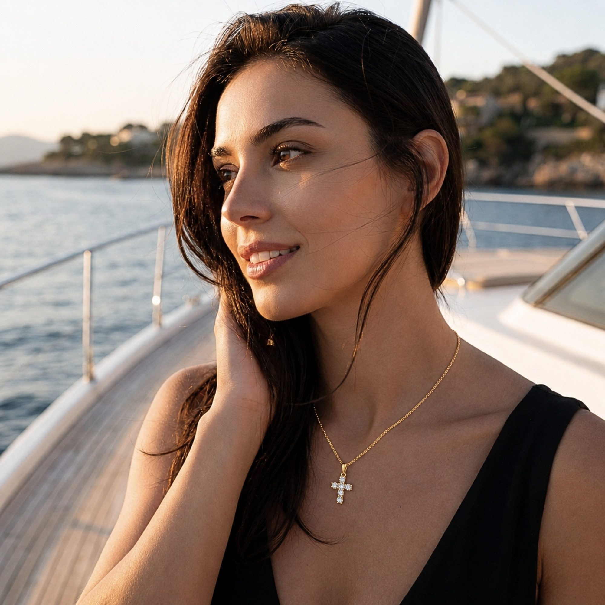 UNIQAL.de Silberkette 925 Silber mit Moissanit 0,60 Karat – Damen Halskette CROSS (Elegantes Kreuzdesign mit funkelnden Steinen, inkl. Luxuriöse Schmuck Geschen – Bild 4 von 5