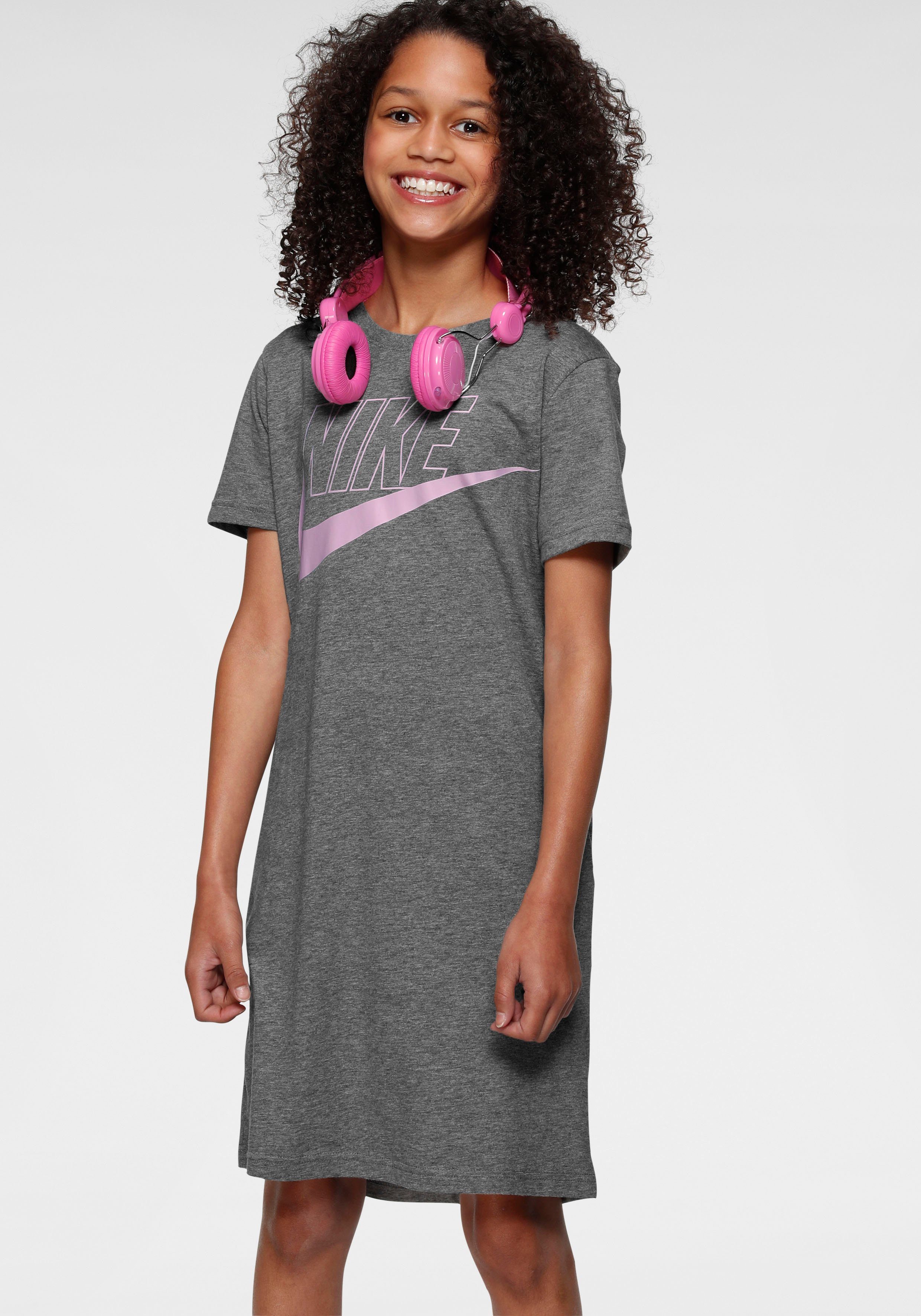 tshirt and dress