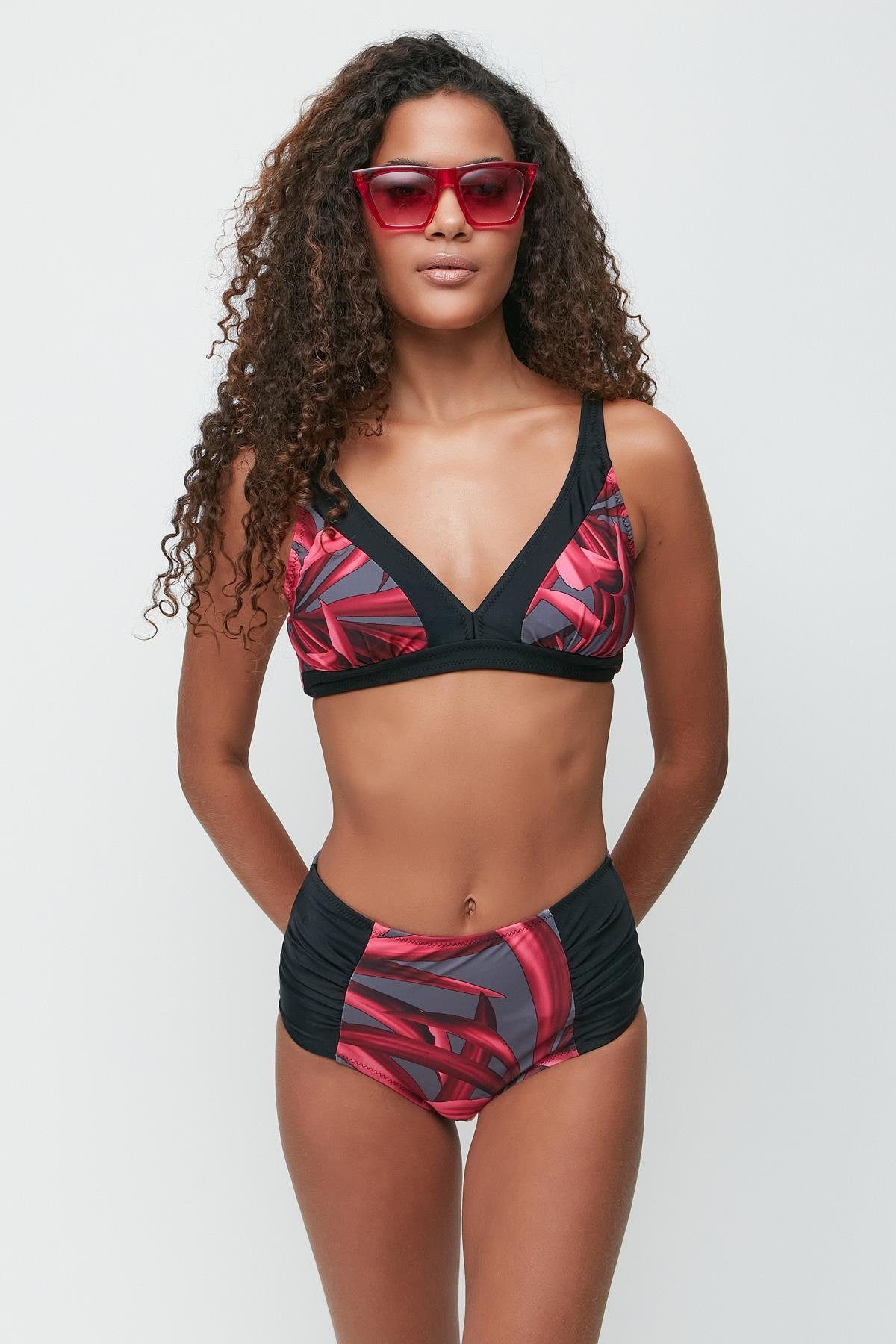 C&CITY Bügel-Bikini-Top Kompaktes Bikini-Set 3247 Rot günstig online kaufen