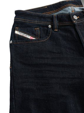 Diesel Straight-Jeans Regular Hose - Larkee-X R07R2