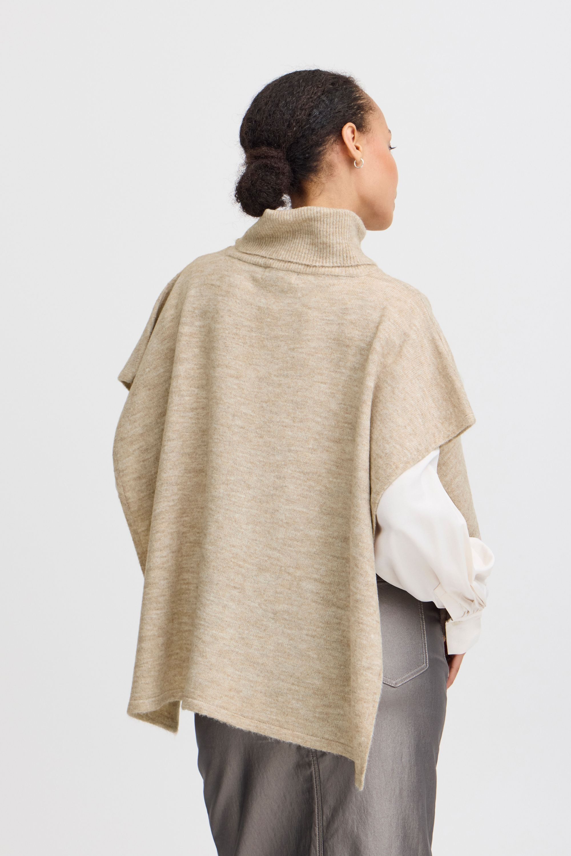 b.young Strickponcho Strickpullover