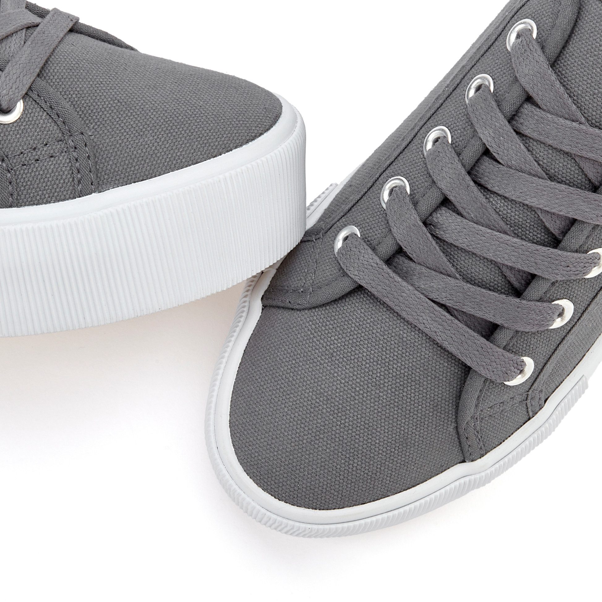LASCANA Sneaker Schnürhalbschuh, Freizeitschuh aus Textil mit Plateausohle