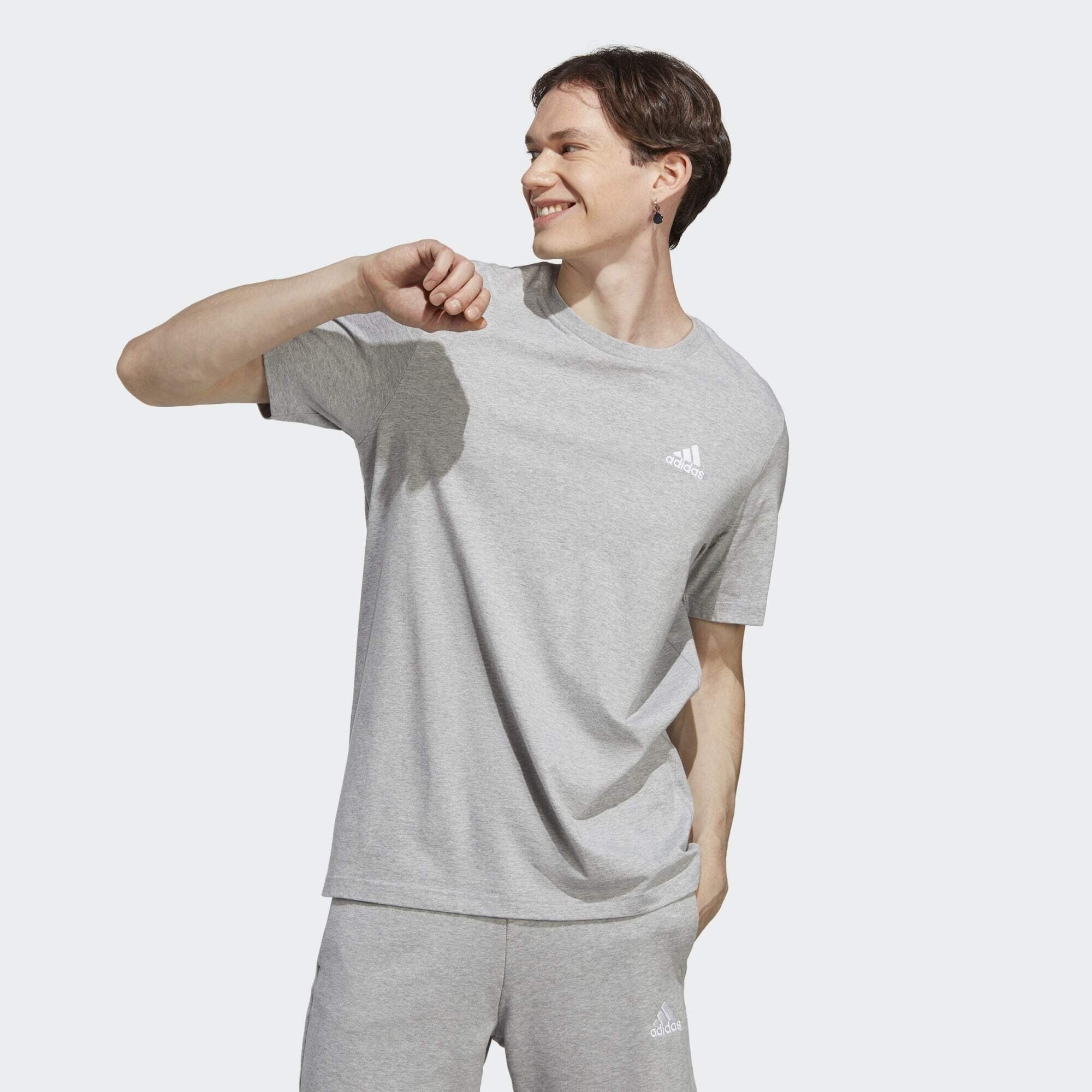 adidas Sportswear T-Shirt Medium Grey Heather