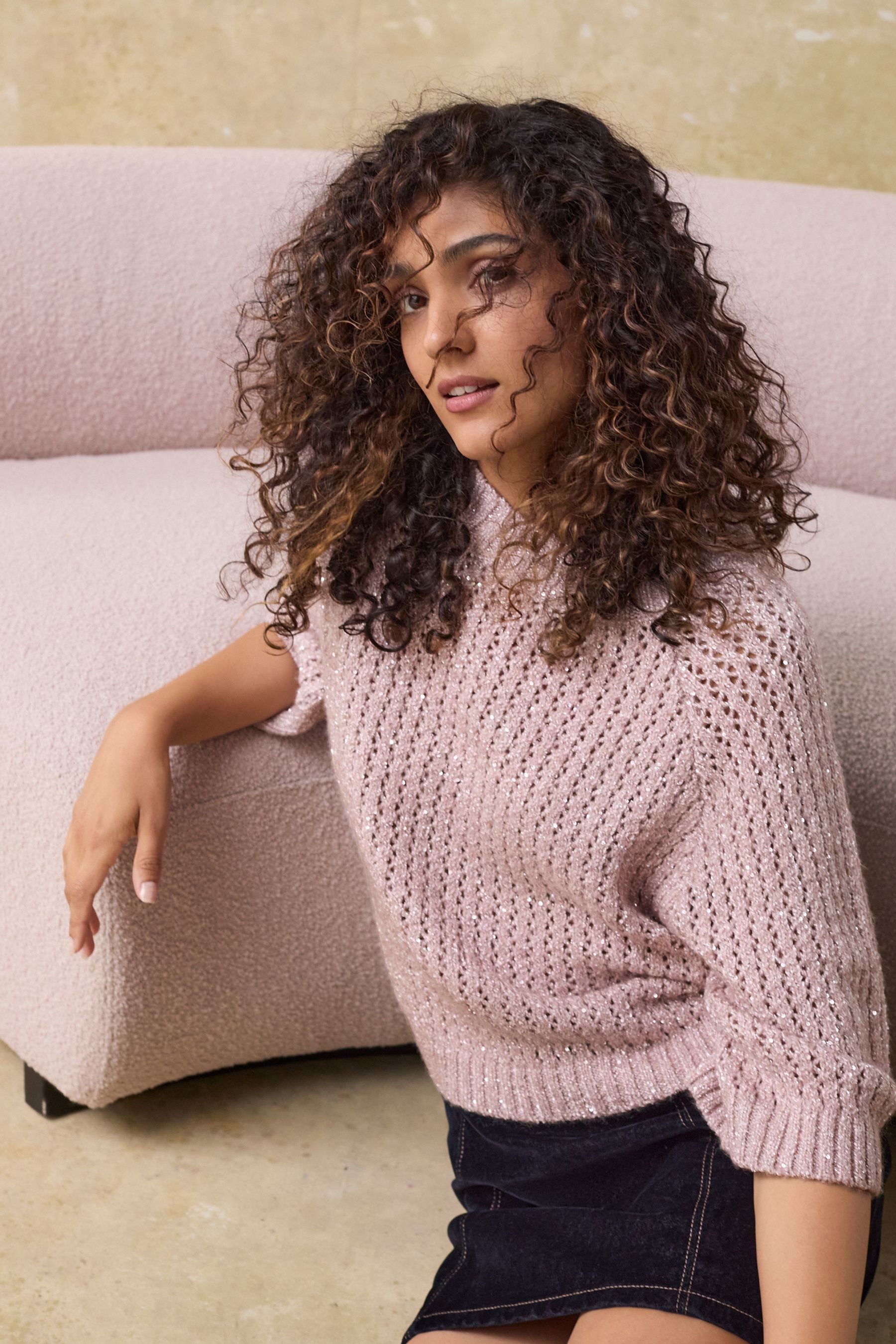 Next Kurzarmpullover Gestrickter Mesh-Pullover mit Pailletten (1-tlg)