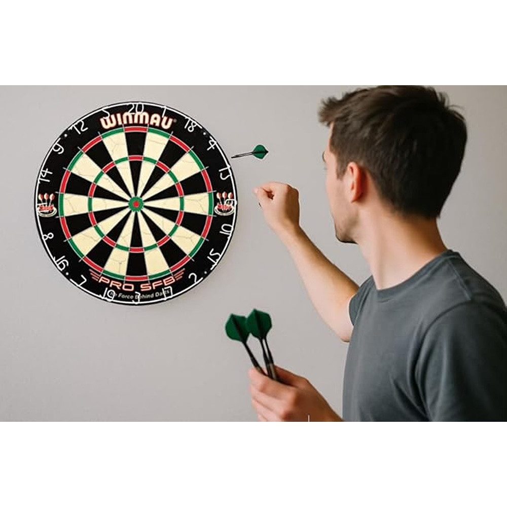 Carromco Dartscheibe Winmau Borsten Dart Scheibe Pro SFB, Darts, Steeldart, Sisal Dartboard mit 3 Stahldarts & 3 Softdarts