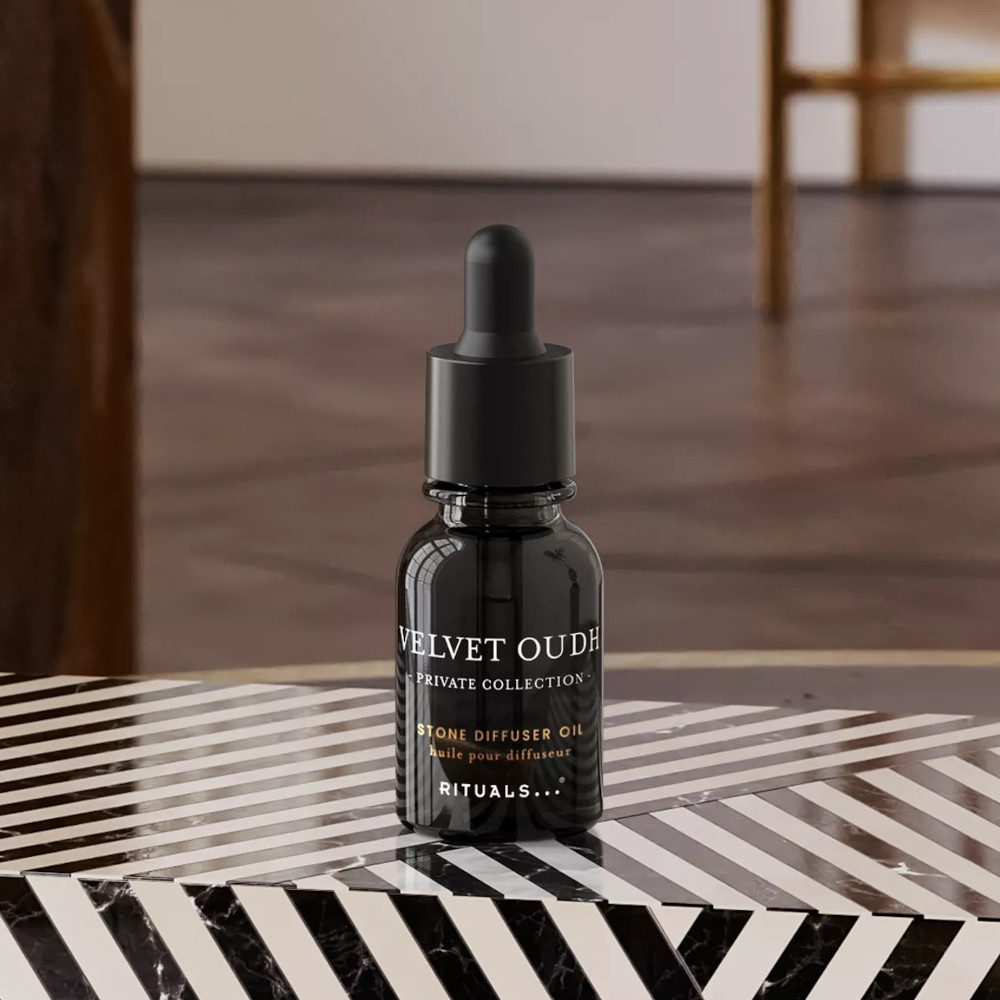Rituals Raumduft Rituals Velvet Oudh Refill 20 ml – Nachfüllöl für Salzsteindiffuser (Holzig-floraler Duft aus Oudh, Rose & Safran, 1-St)