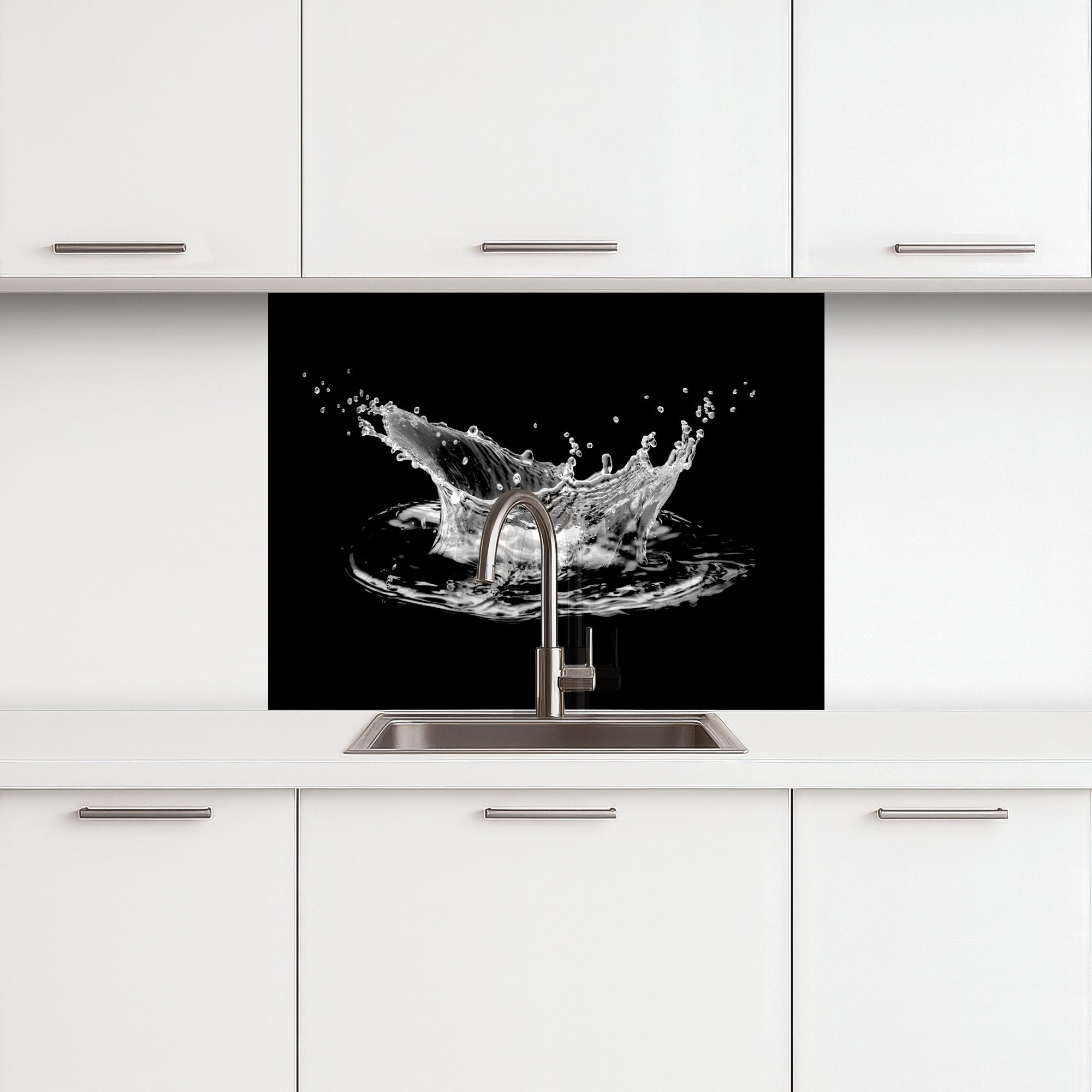 KitchenYeah Küchenrückwand selbstklebend Wasser - Splash - Wasser - Schwarz günstig online kaufen