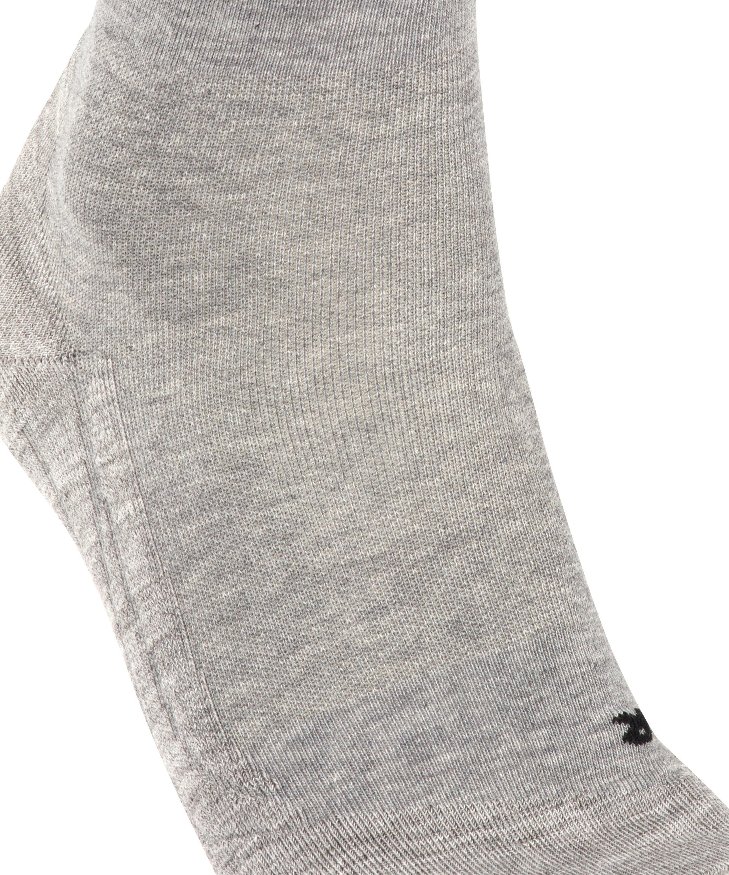 FALKE Sportsocken GO2 Socken (1-Paar) mit mittelstarker Polsterung für Spikeschuhe