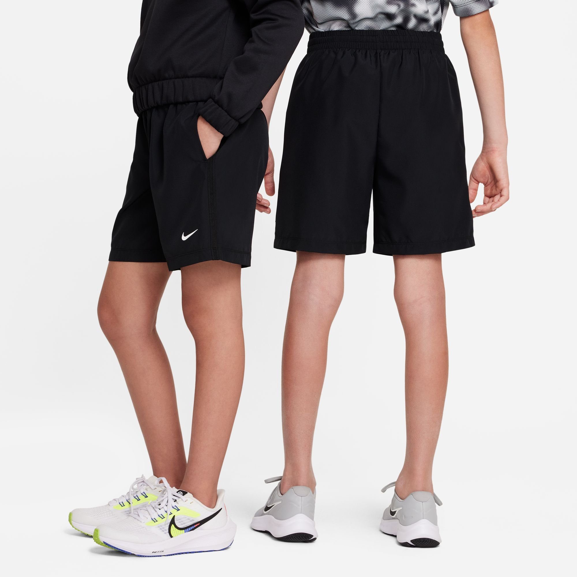 MULTI+ KIDS' TRAINING BIG Nike (BOYS) BLACK/WHITE SHORTS DRI-FIT Trainingsshorts
