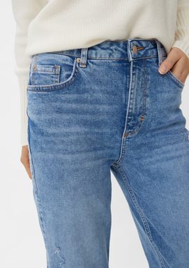 comma casual identity 5-Pocket-Jeans Slim: Mom Jeans mit Waschung Destroyes, Kontrastnähte, Leder-Patch, Waschung