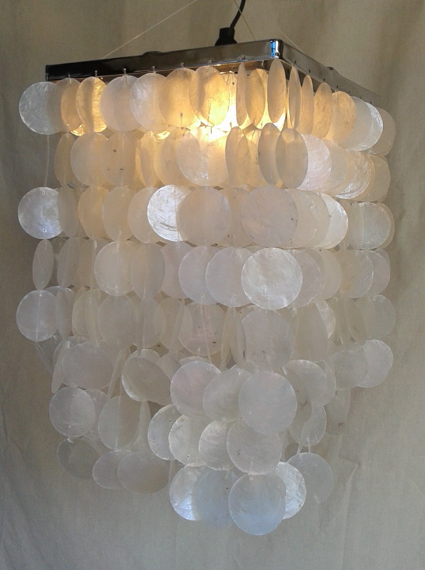 Guru-Shop Deckenleuchten Deckenlampe, Muschelleuchte aus hunderten.., Leuchtmittel nicht inklusive Modell Sabah chrome