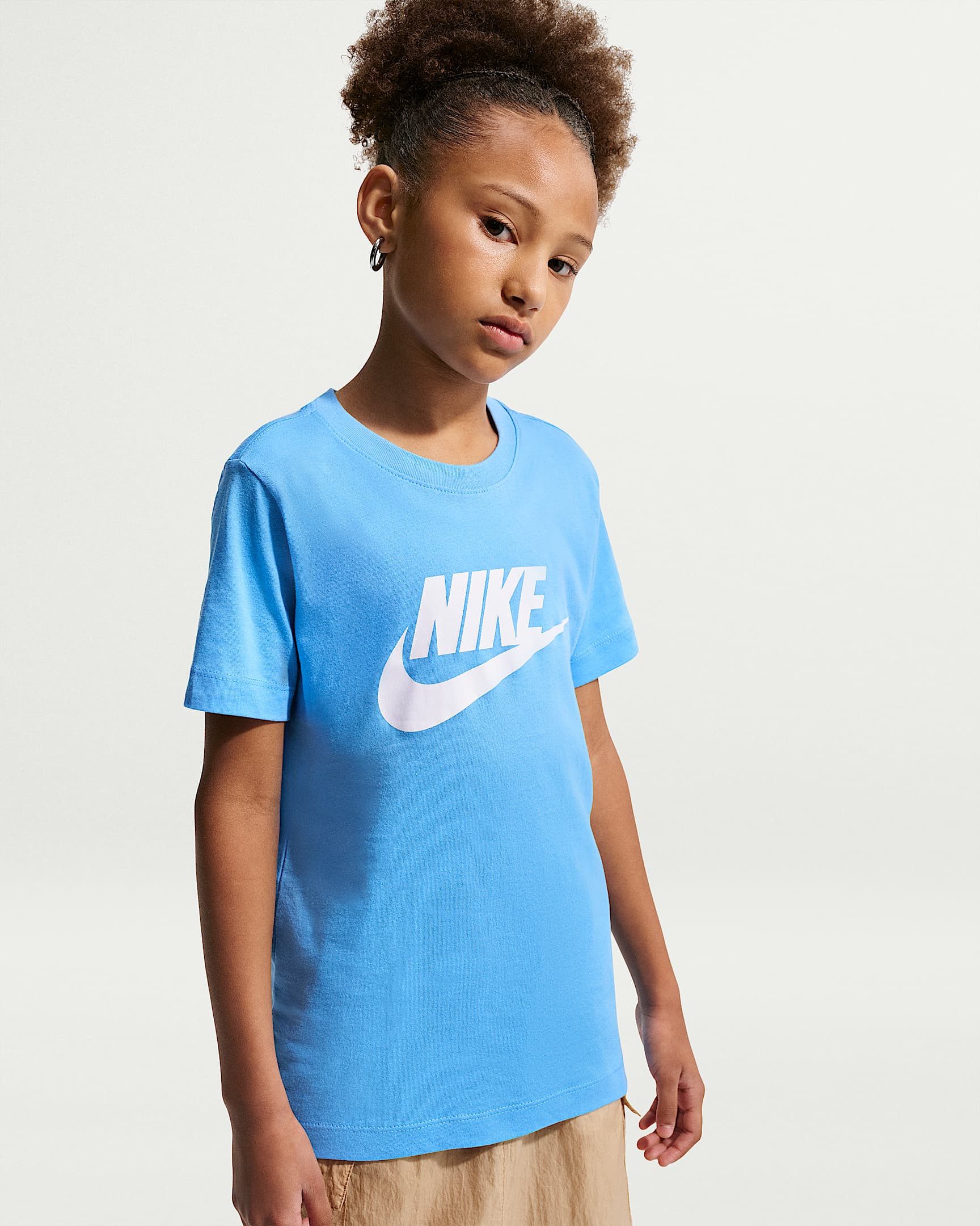 Nike Sportswear T-Shirt K NSW TEE FUTURA HBR Für Kinder und Jugendliche