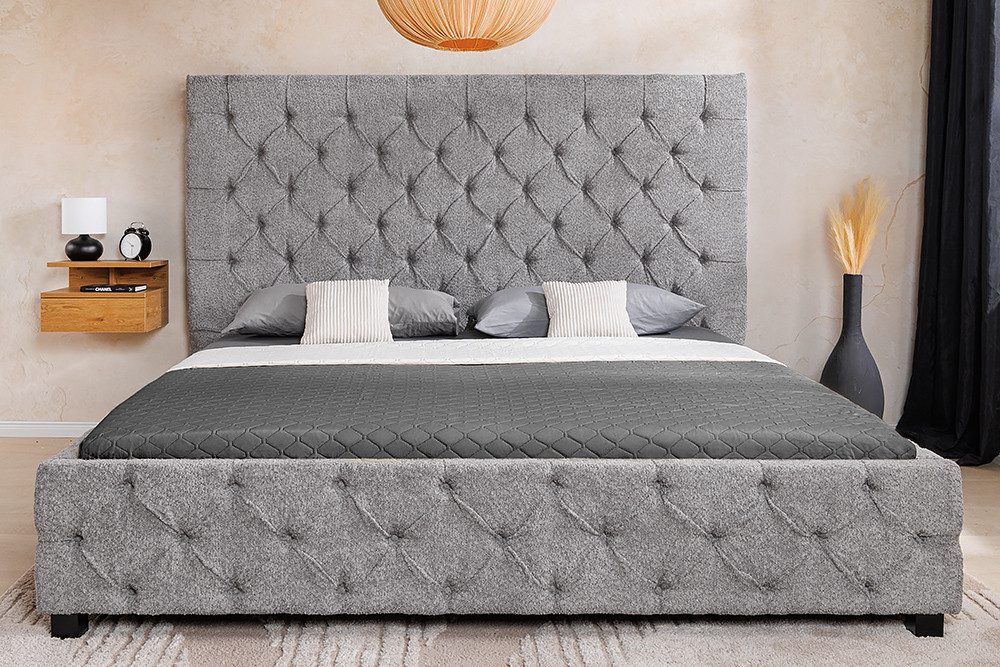 riess-ambiente Bett PARIS 180x200 cm grau · Boucléstoff · Chesterfield Ziersteppung (Einzelartikel, 1-tlg), pompöses Doppelbett · hohe Rückenlehne · luxuriöse Zierknöpfe