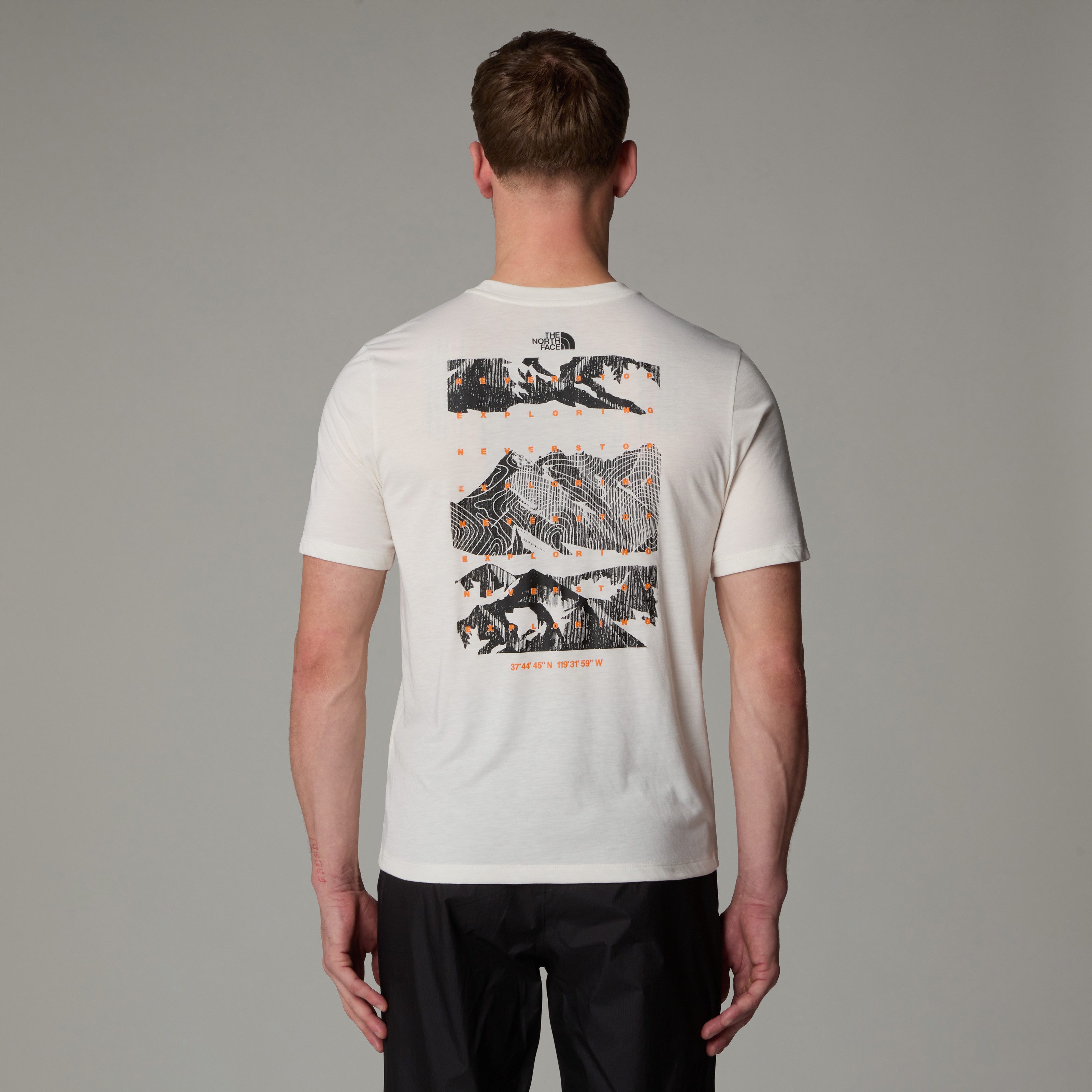 The North Face T-Shirt Foundation Mountain günstig online kaufen