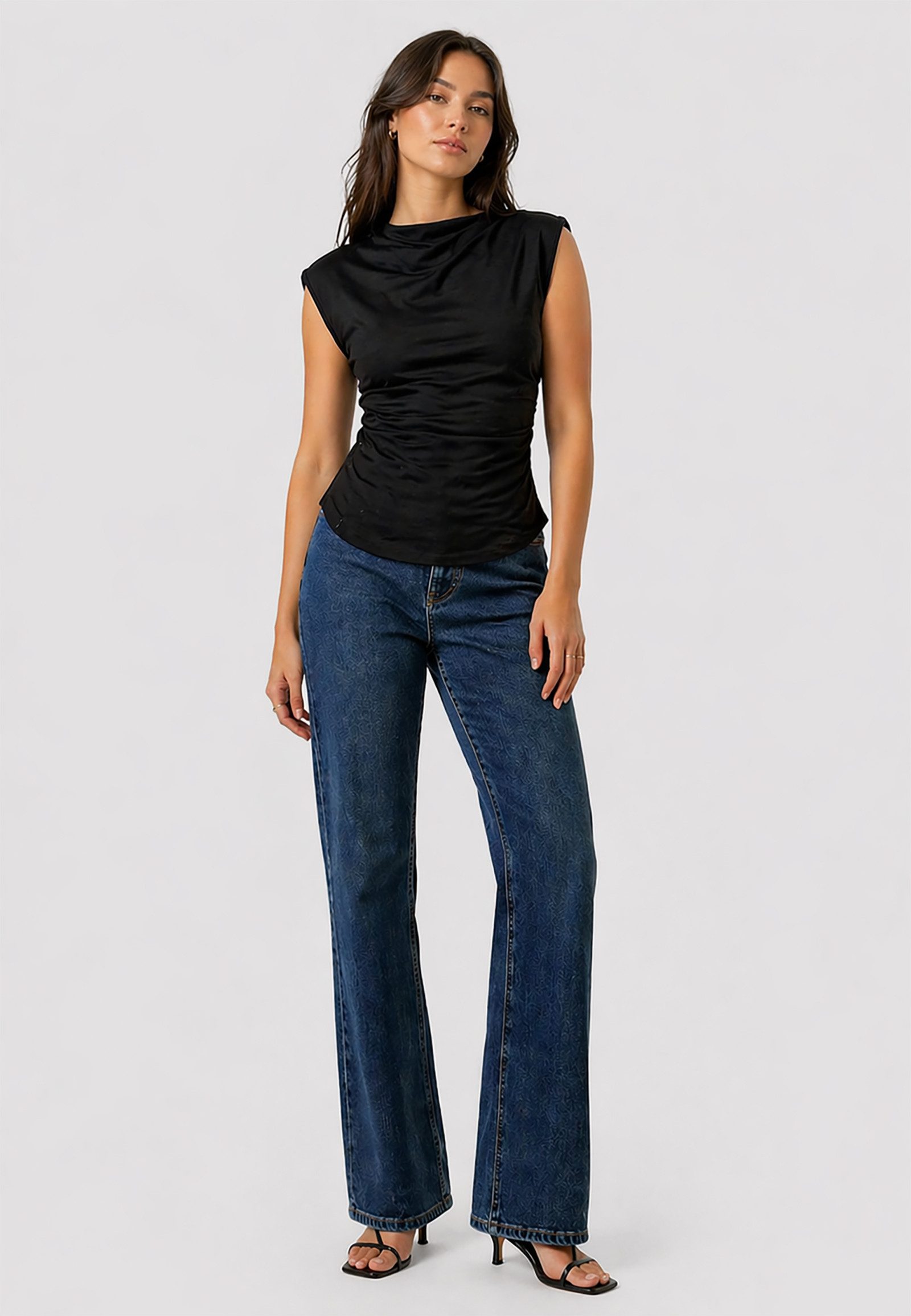 Noisy may Shirttop Taillierte Passform U Boot Ausschnitt Seitliche Raffung für Damen (1-tlg) Viskose aus verbesserter Rohstoffbeschaffung nachhaltig Slim Fit
