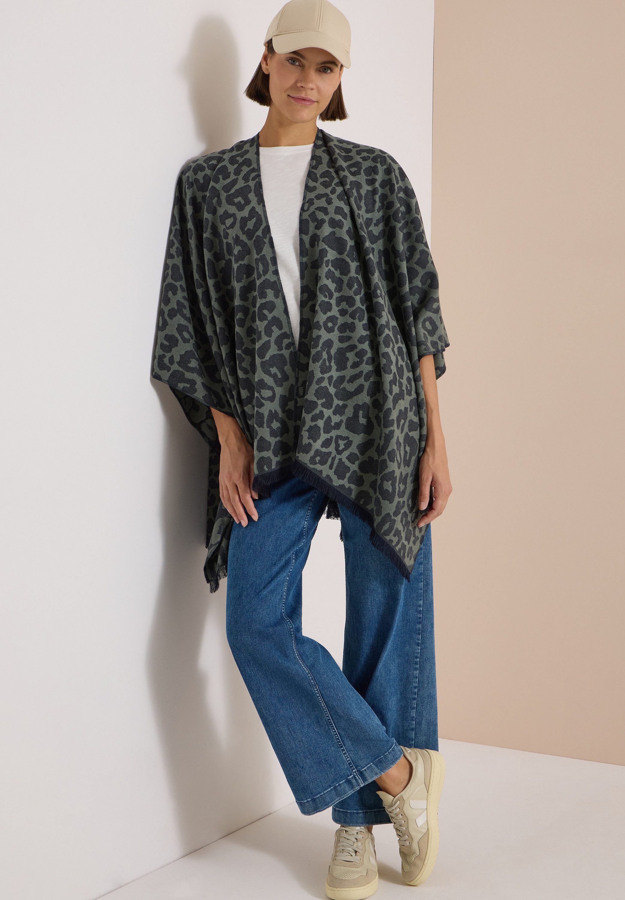 CECIL Strickponcho mit Leomuster