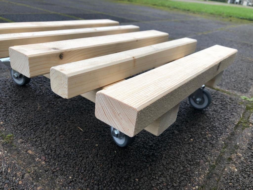 Schlögel Pflanzenroller Pflanzenroller Scandi-Design TNC200 Vollholzroller aus Nadelholz, sehr stabile Ausführung