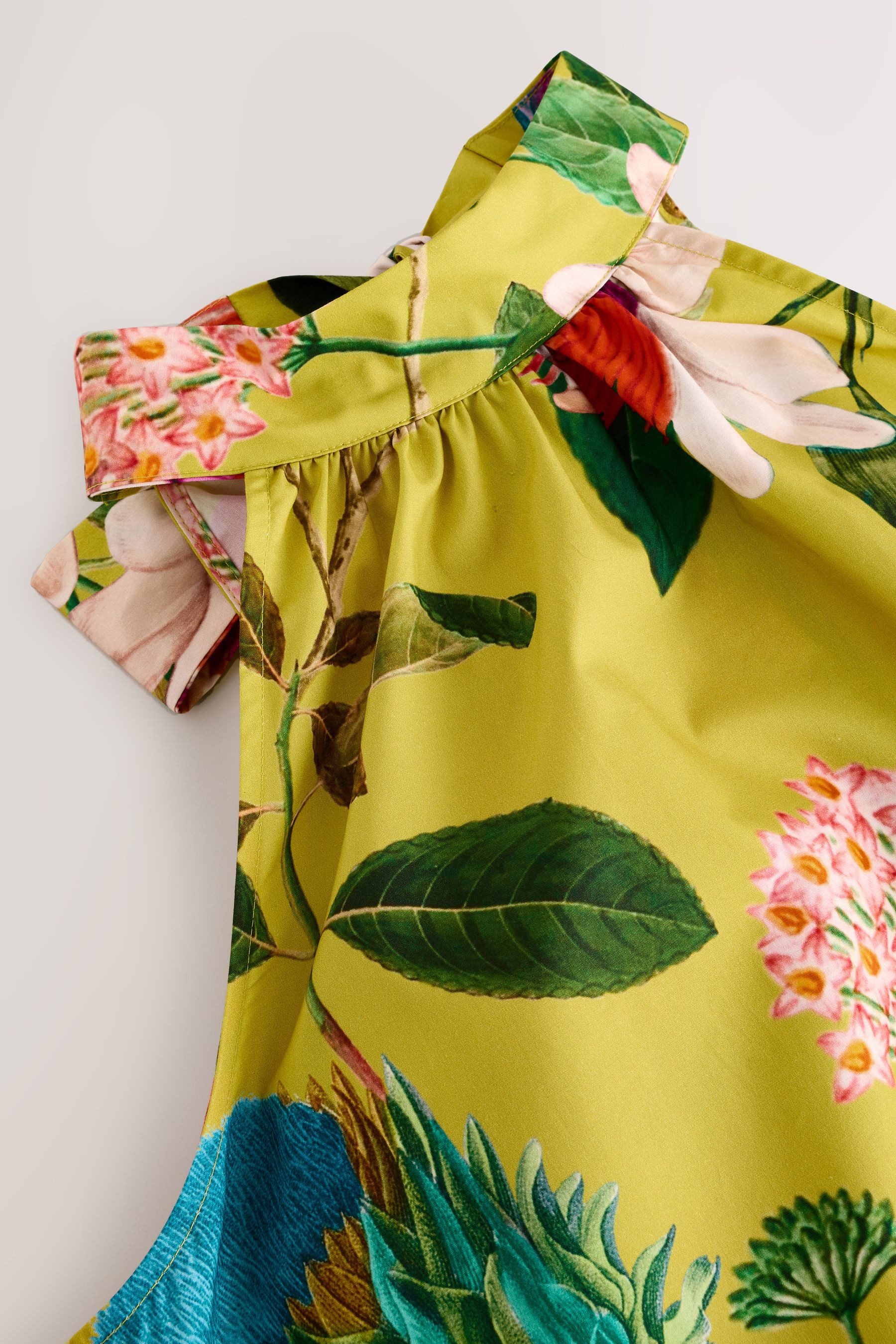 Next Minikleid Ärmelloses, gestuftes Neckholder-Minikleid (1-tlg) günstig online kaufen