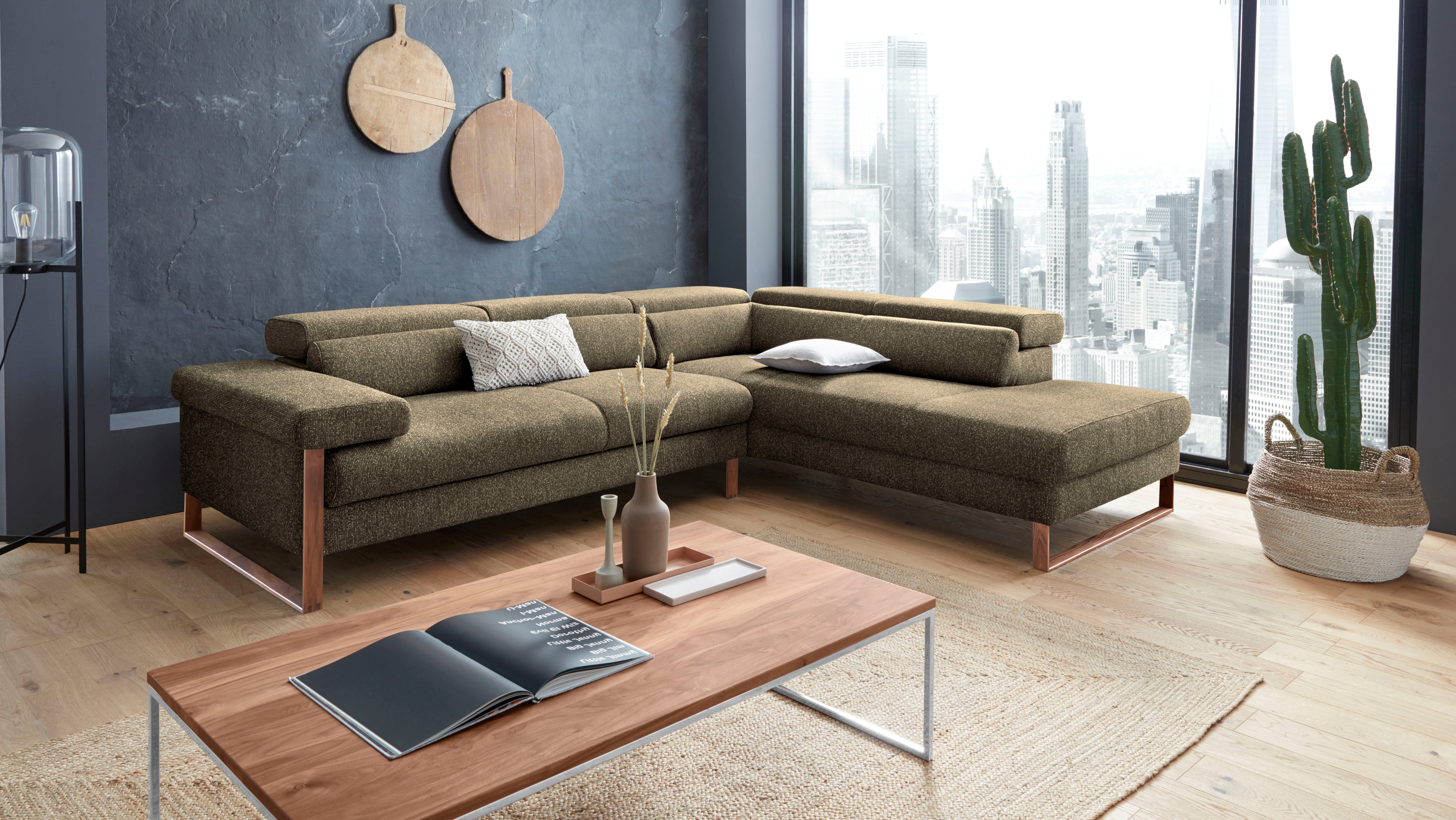 W.SCHILLIG Ecksofa finn, Designsofa mit tollem Sitzkomfort, bequem, L-Form, German Design Award 2016, Fußgestell Nussbaum natur, Breite 281 cm