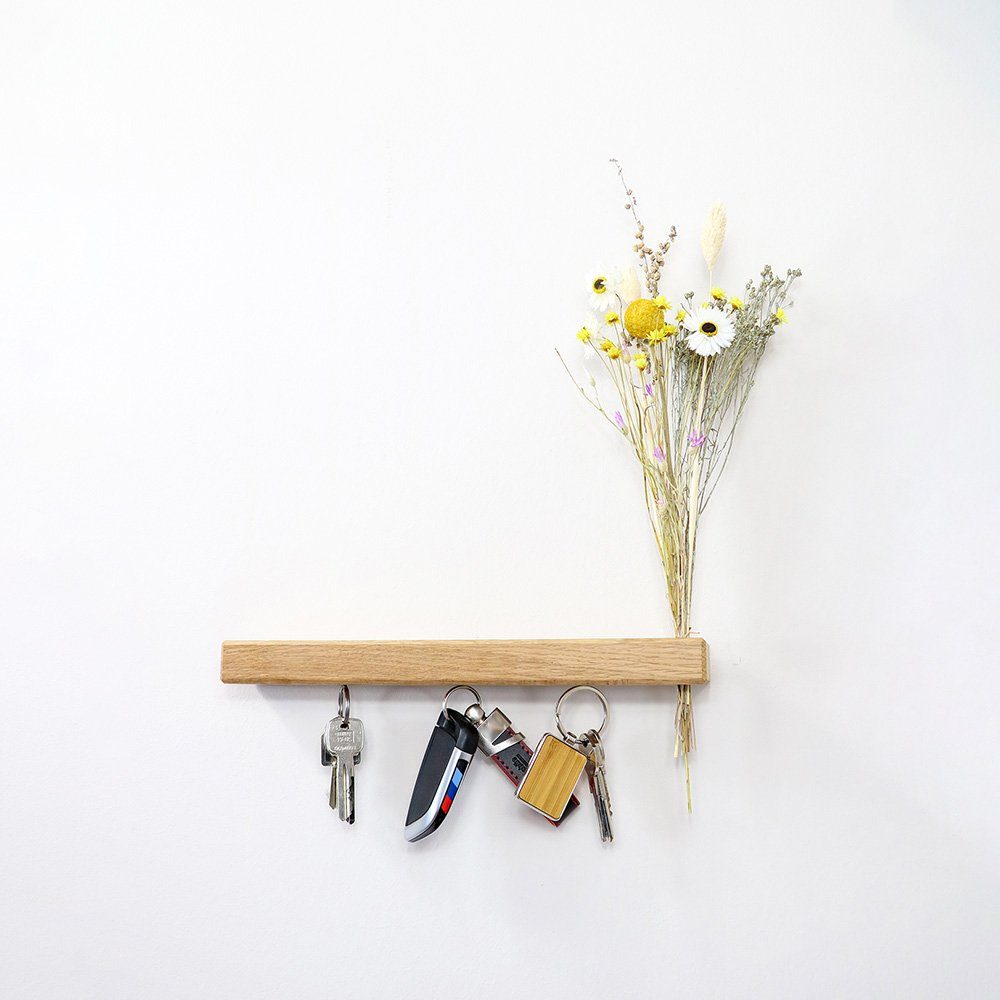 FlowerBar by Trockenblumen-Manufaktur Schlüsselbrett FlowerBar Keys “SOMMERWIESE”, magnetisches Schlüsselbrett, Eiche, (Glixia, Lavendel, Gänseblümchen, Schleierkraut, Craspedia, Phalaris)