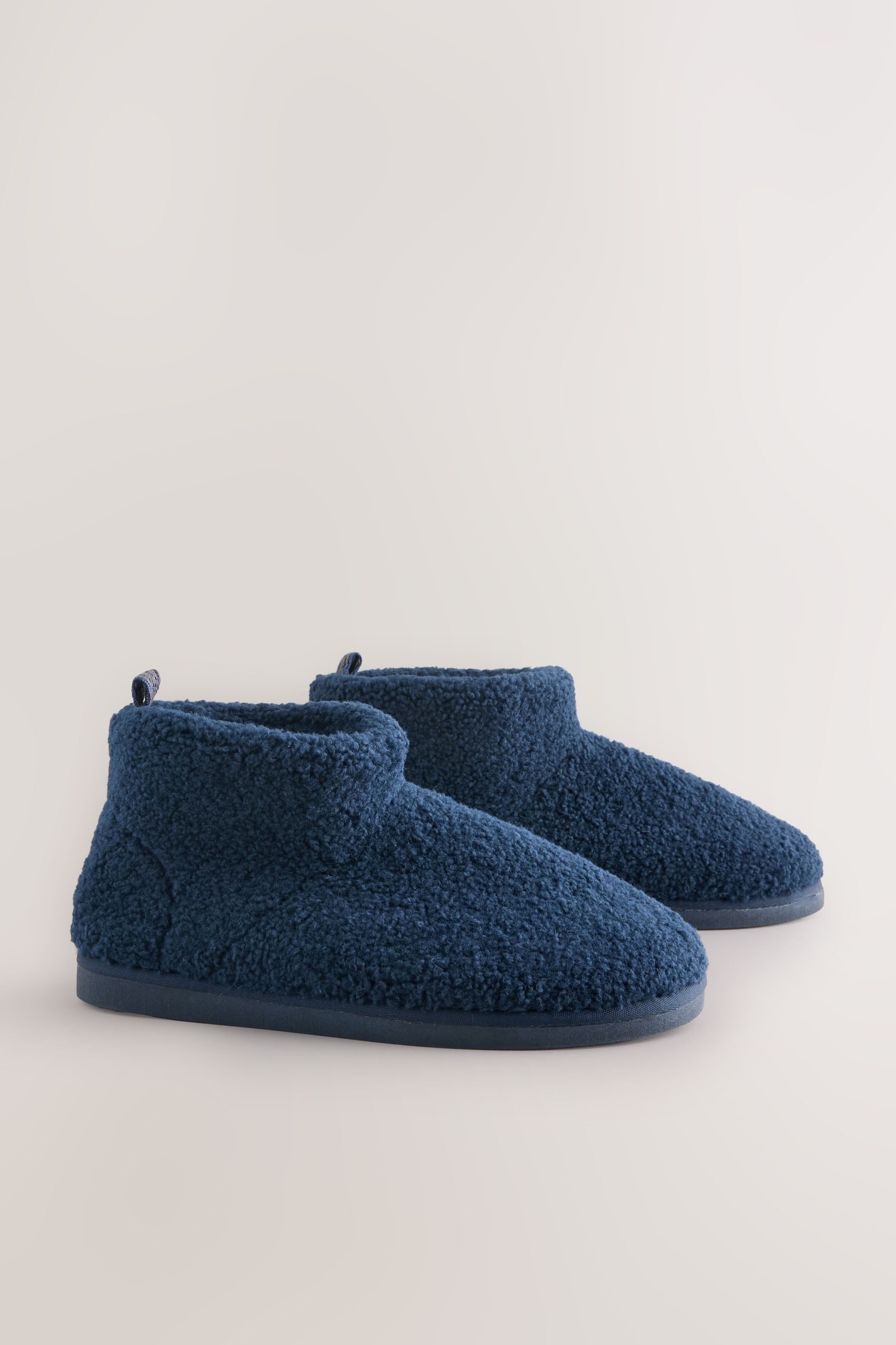 Next Hausstiefel mit Teddyfell Hausschuh (1-tlg)