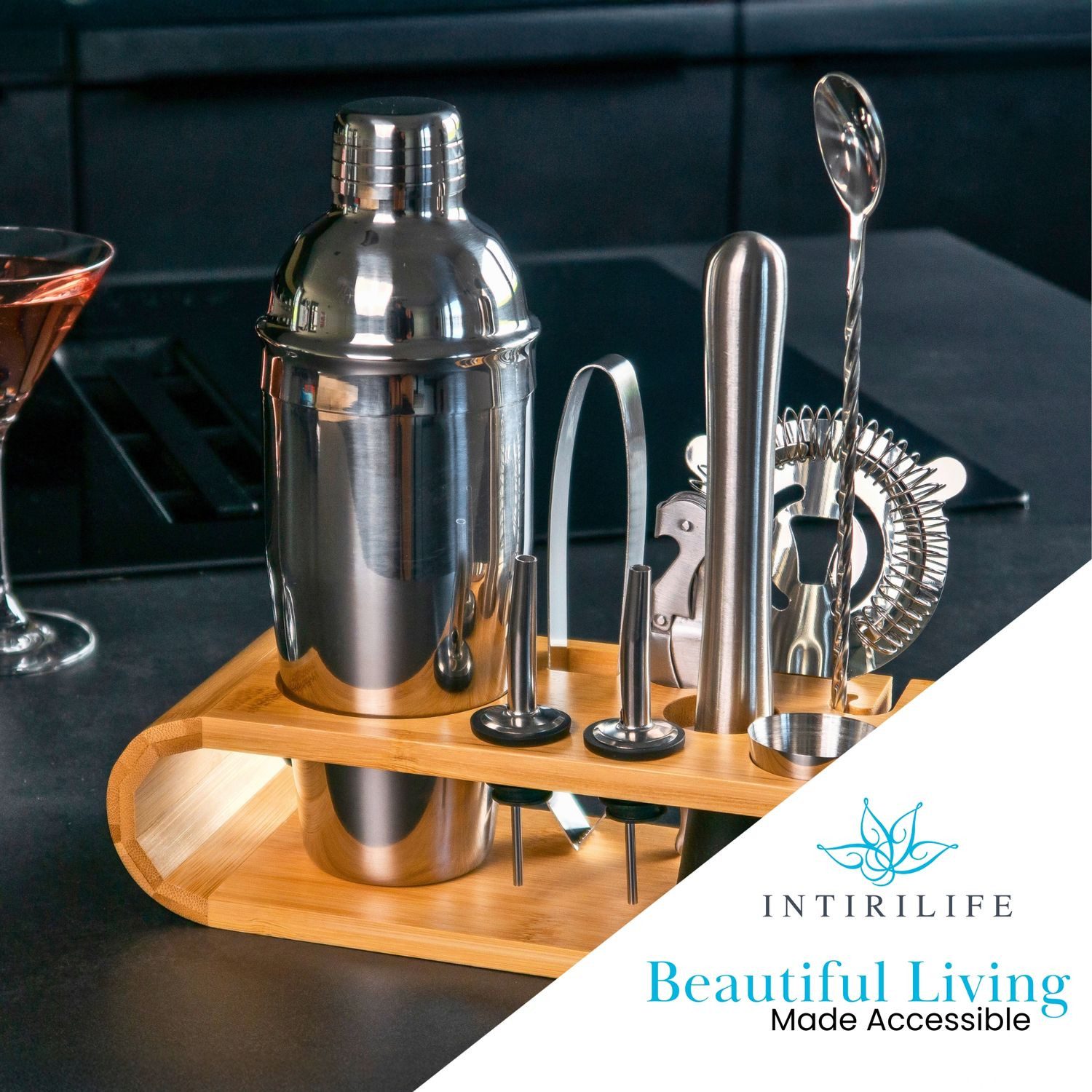 Intirilife Cocktail Shaker, Edelstahl, (12-tlg), 12-teiliges Edelstahl Cocktail-Shaker Set mit Bambus-Ständer