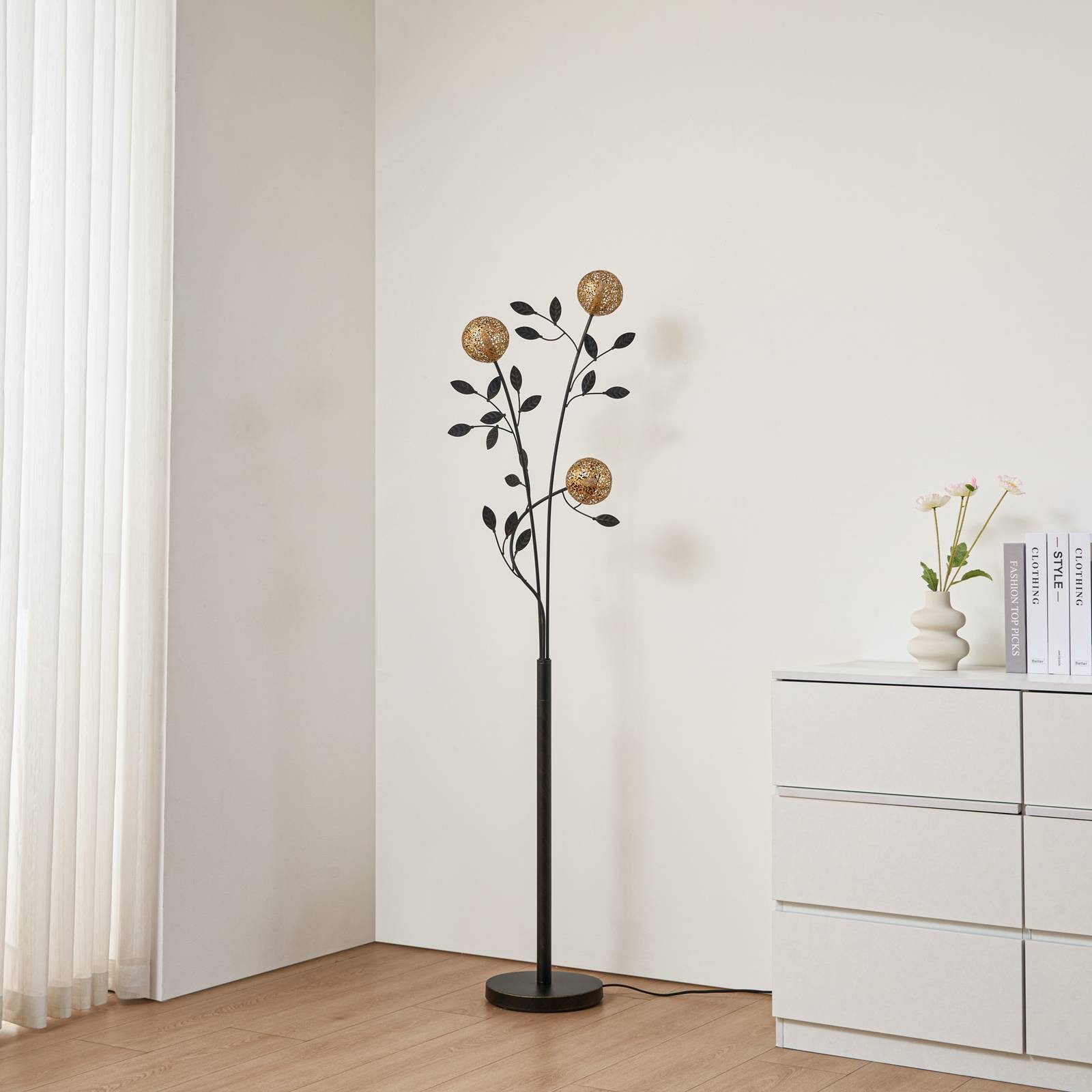 Lucande Stehlampe Evory, Metall, Schwarz IP20, 3 x 8 W LED