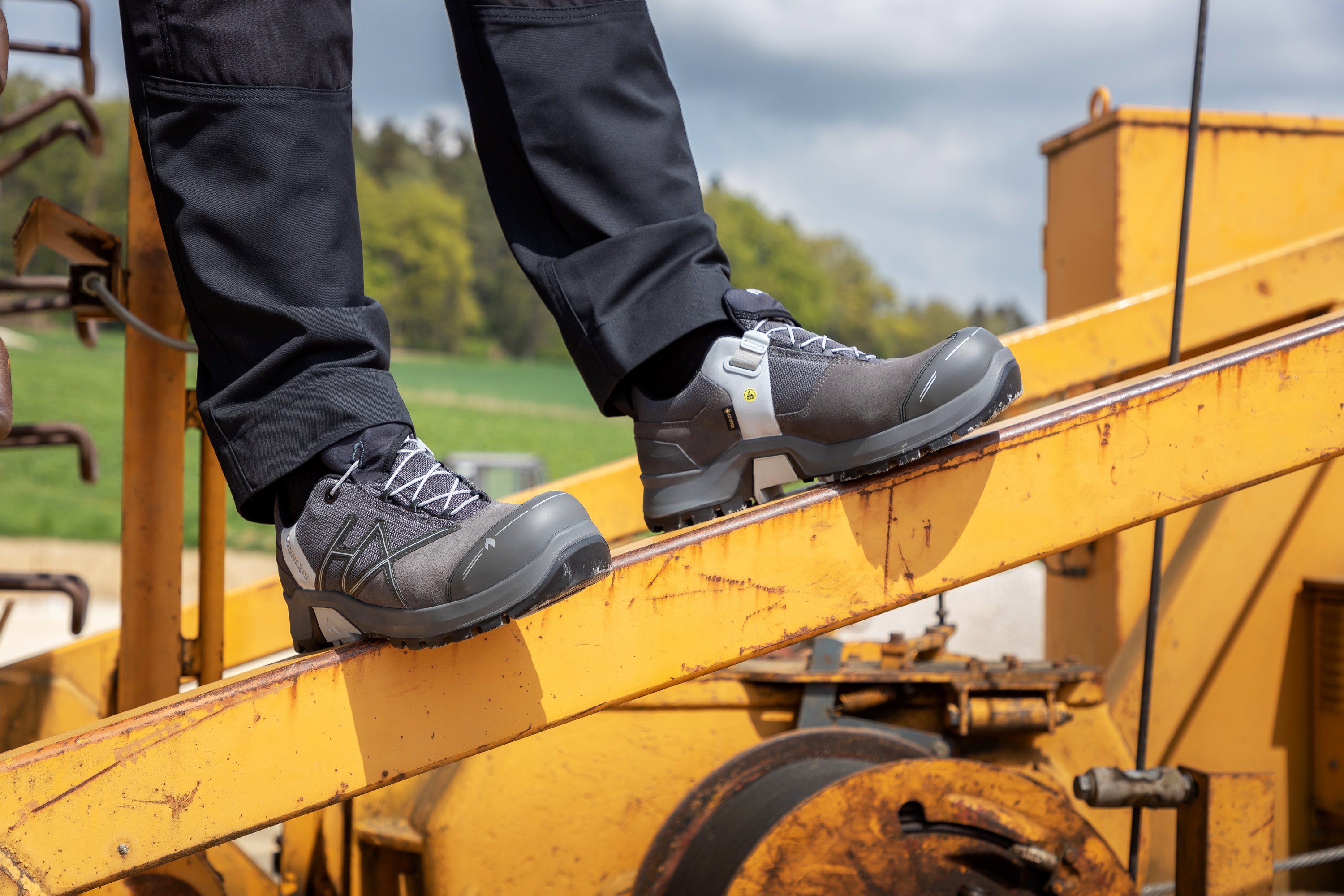haix Haix CONNEXIS Safety+ GTX low grau/silber Sicherheitsschuh – Bild 4 von 5