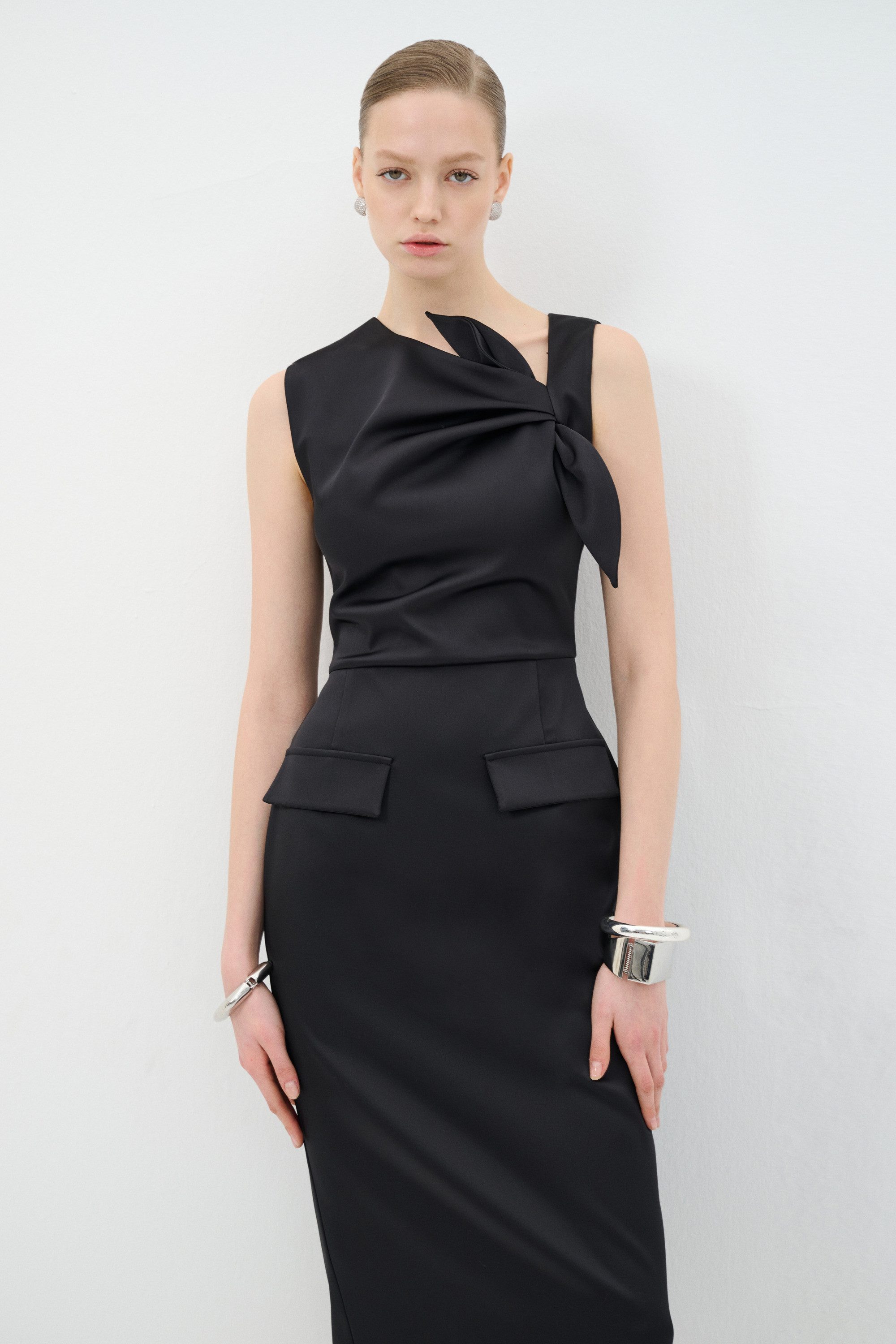 adL Abendkleid Ärmelloses Midikleid mit Knotendetail