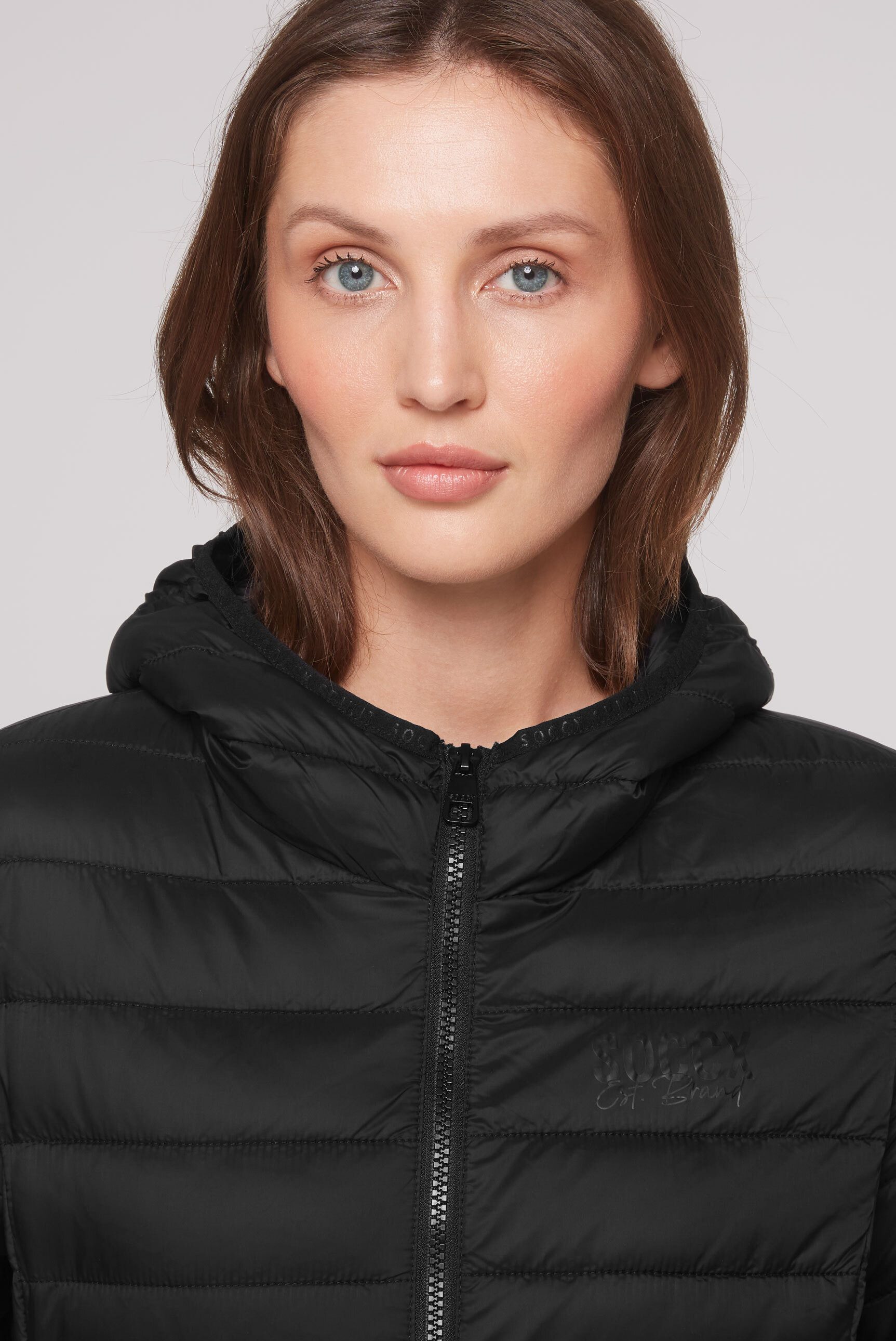 SOCCX Outdoorjacke mit elastischem Saumabschluss