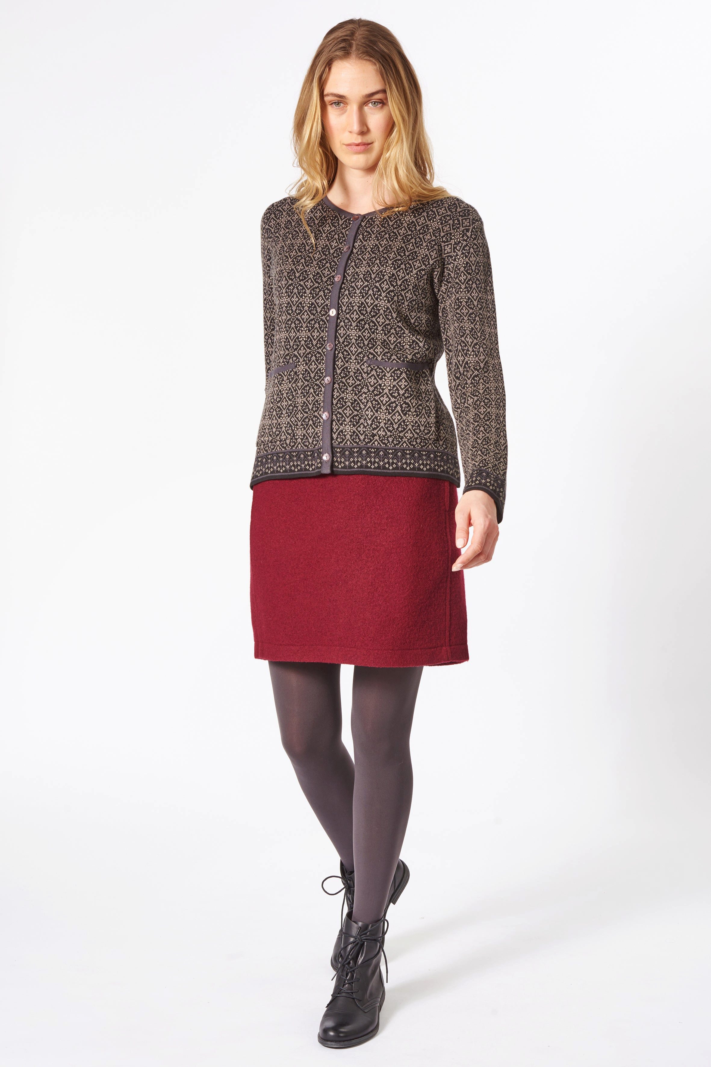 Strickjacke Elegante Strickjacke Damen mit edlem Jacquard-Muster aus Bio-Baumwolle