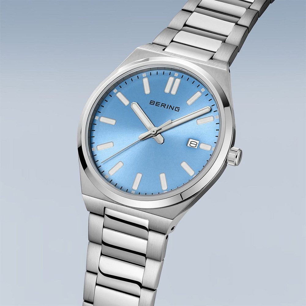Bering Quarzuhr Bering Classic silber glänzend 17639-707 17639-707, Hochwertiges Produkt mit zeitlosem Design, sorgfältiger Verarbeitung