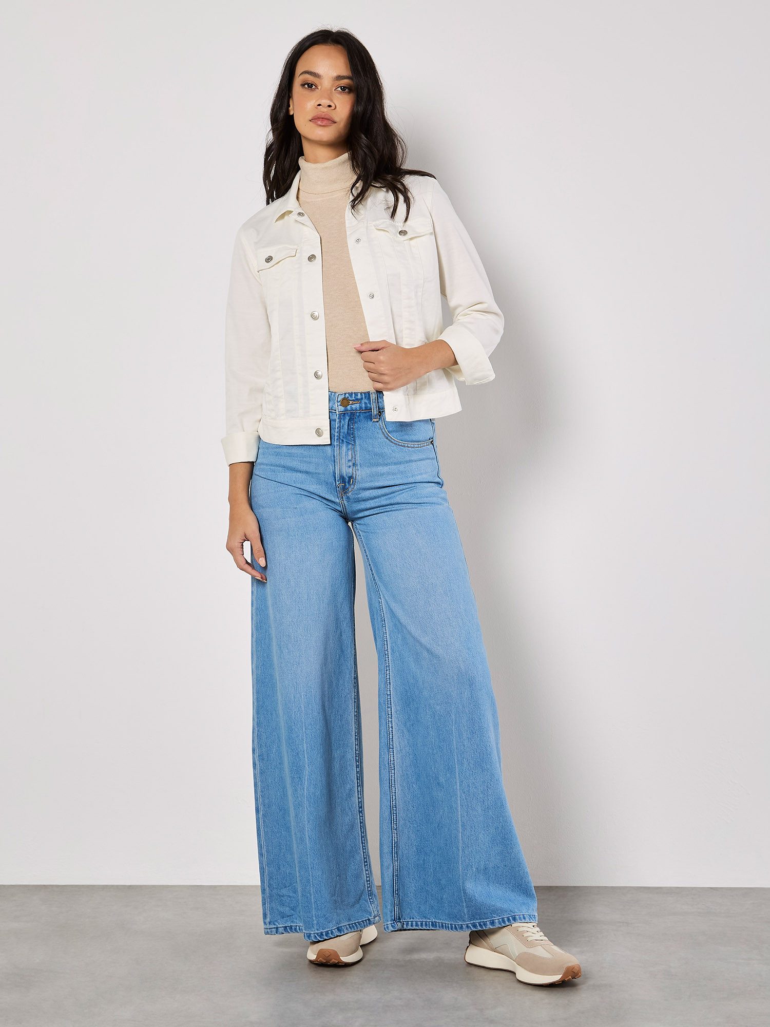 Apricot Jeansjacke Leichte Denim-Jacke mit Zierknöpfen günstig online kaufen