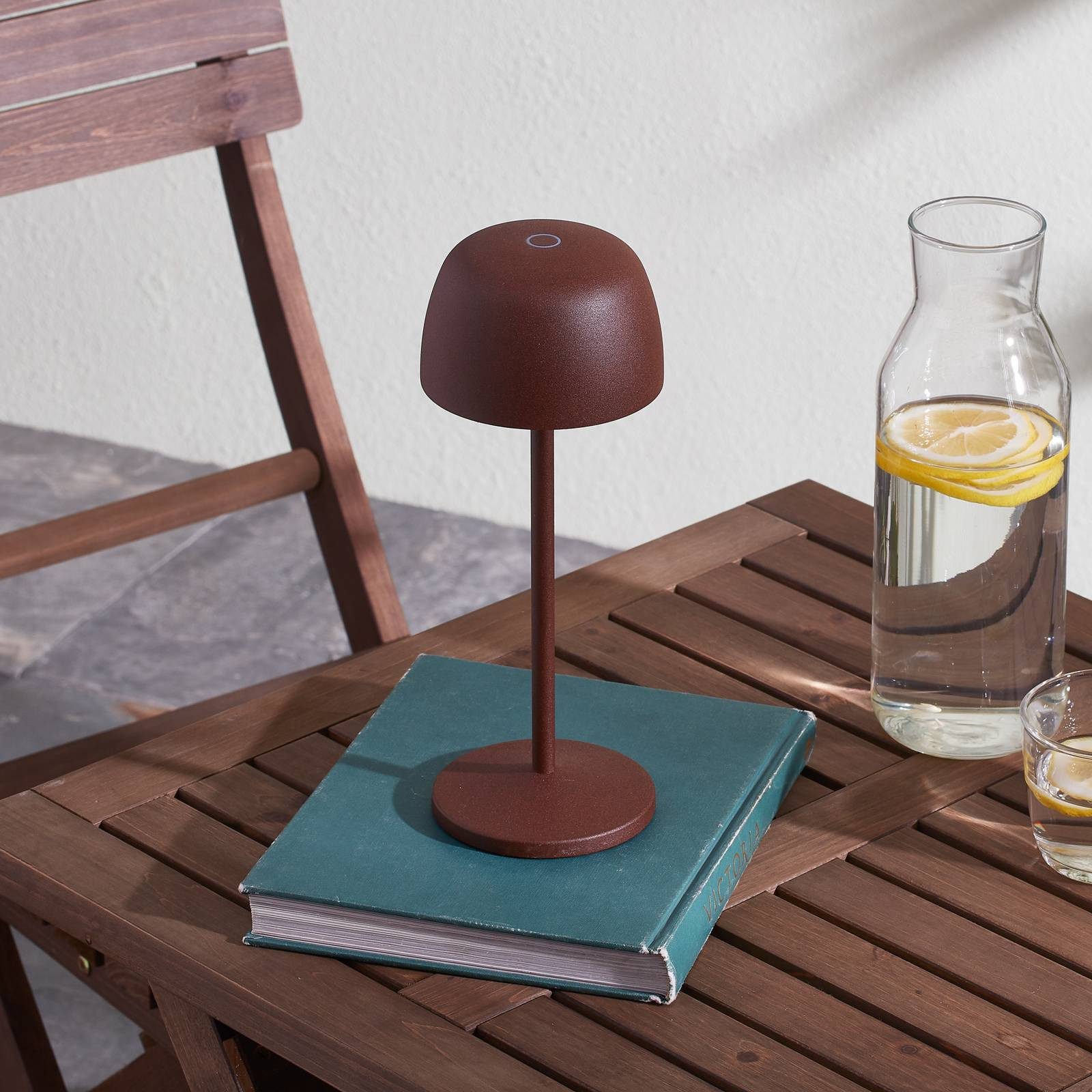 Lindby Außen-Tischleuchte Arietty, LED, Metall, Braun warmweiß IP65, 1 x 2,2 W LED, warmweiß