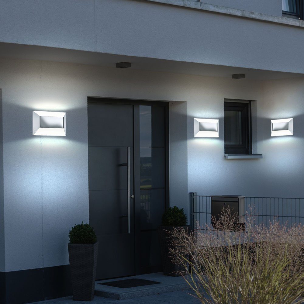EGLO Außen-Wandleuchte, Leuchtmittel inklusive, Warmweiß, LED Lampe Garage Beleuchtung Außen Weg Chrom IP44 Leuchte Wand Haus