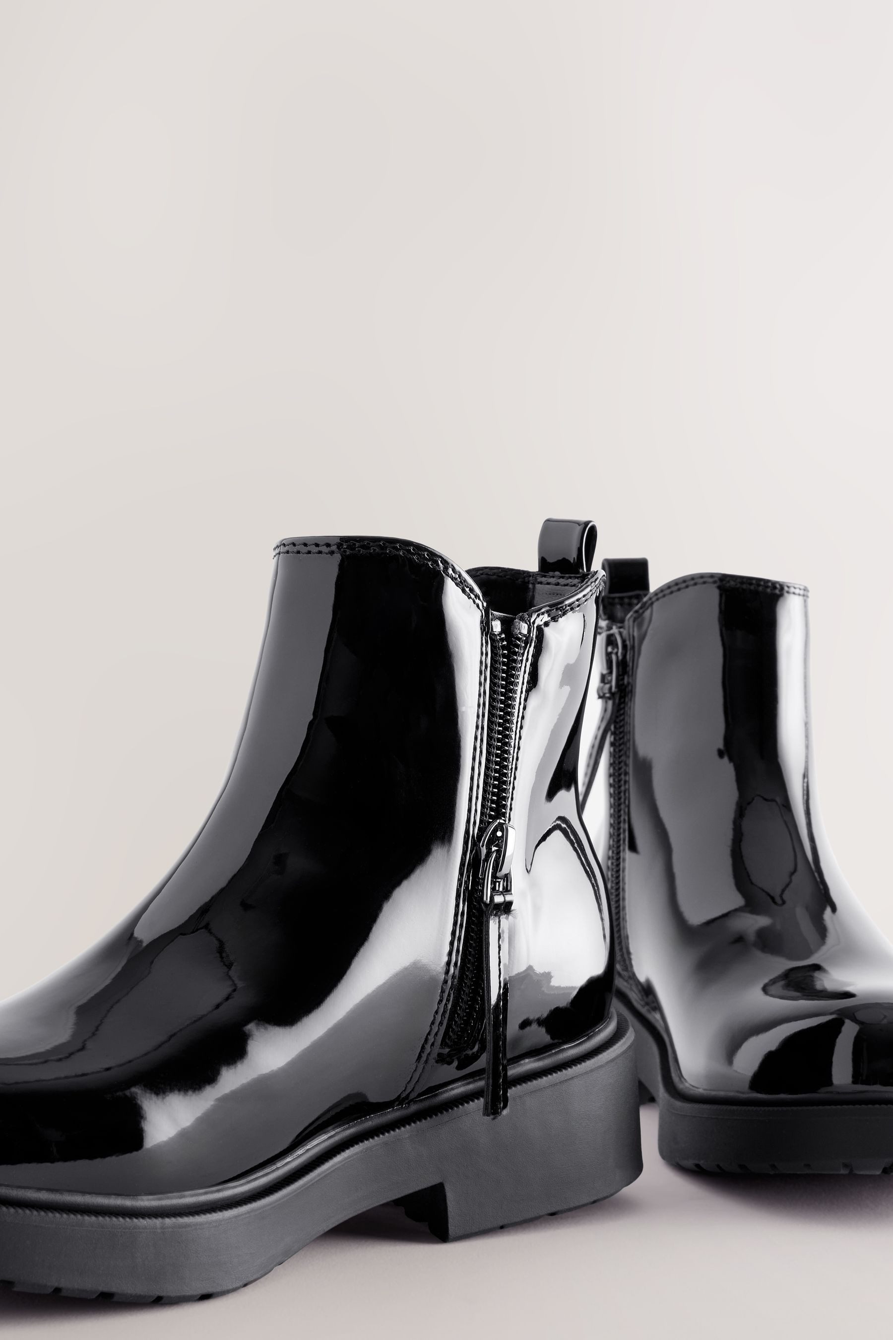 Next Robuste Chelsea-Boot Chelseaboots (1-tlg)