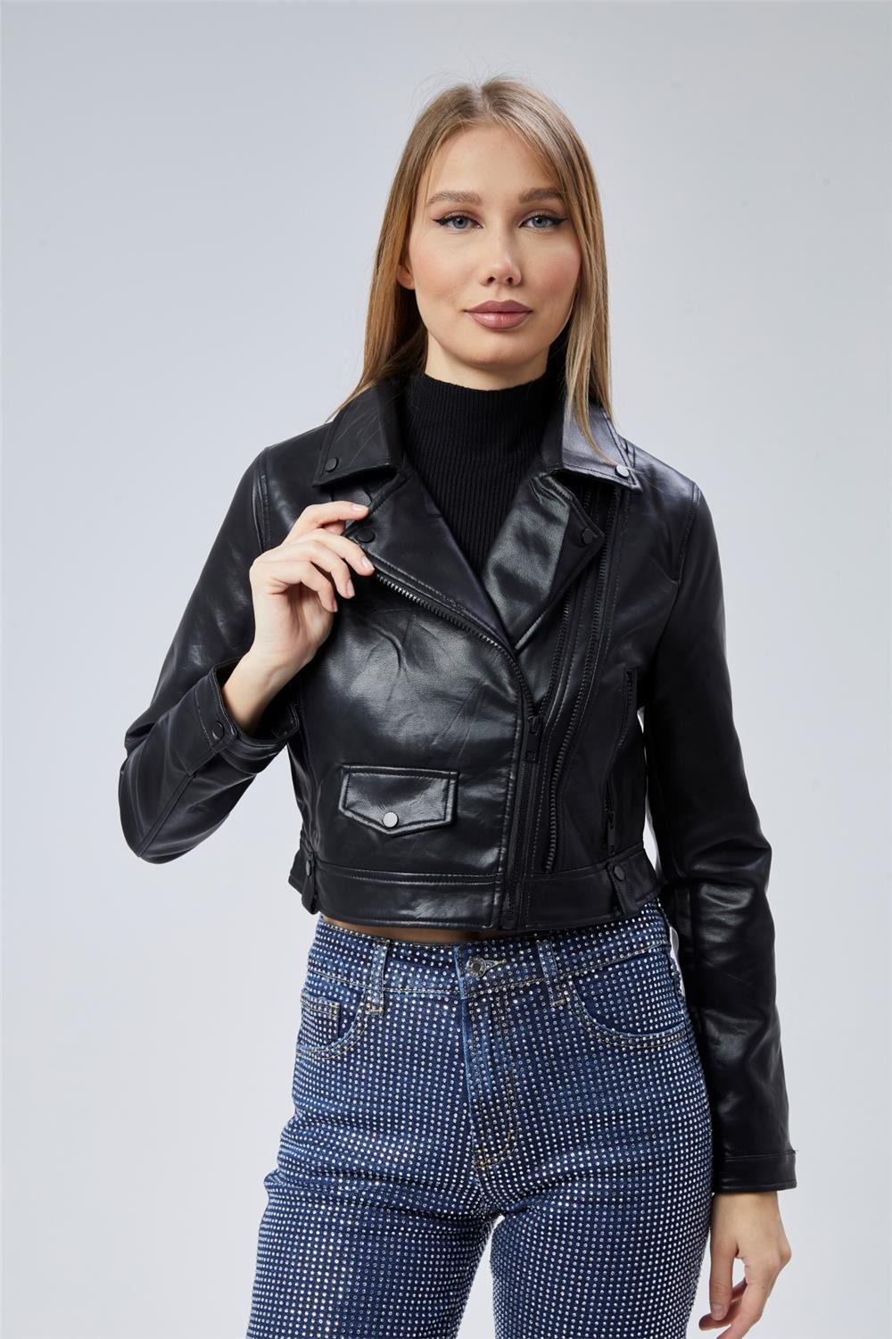 HomeStore Windbreaker Kurze Diagonaljacke
