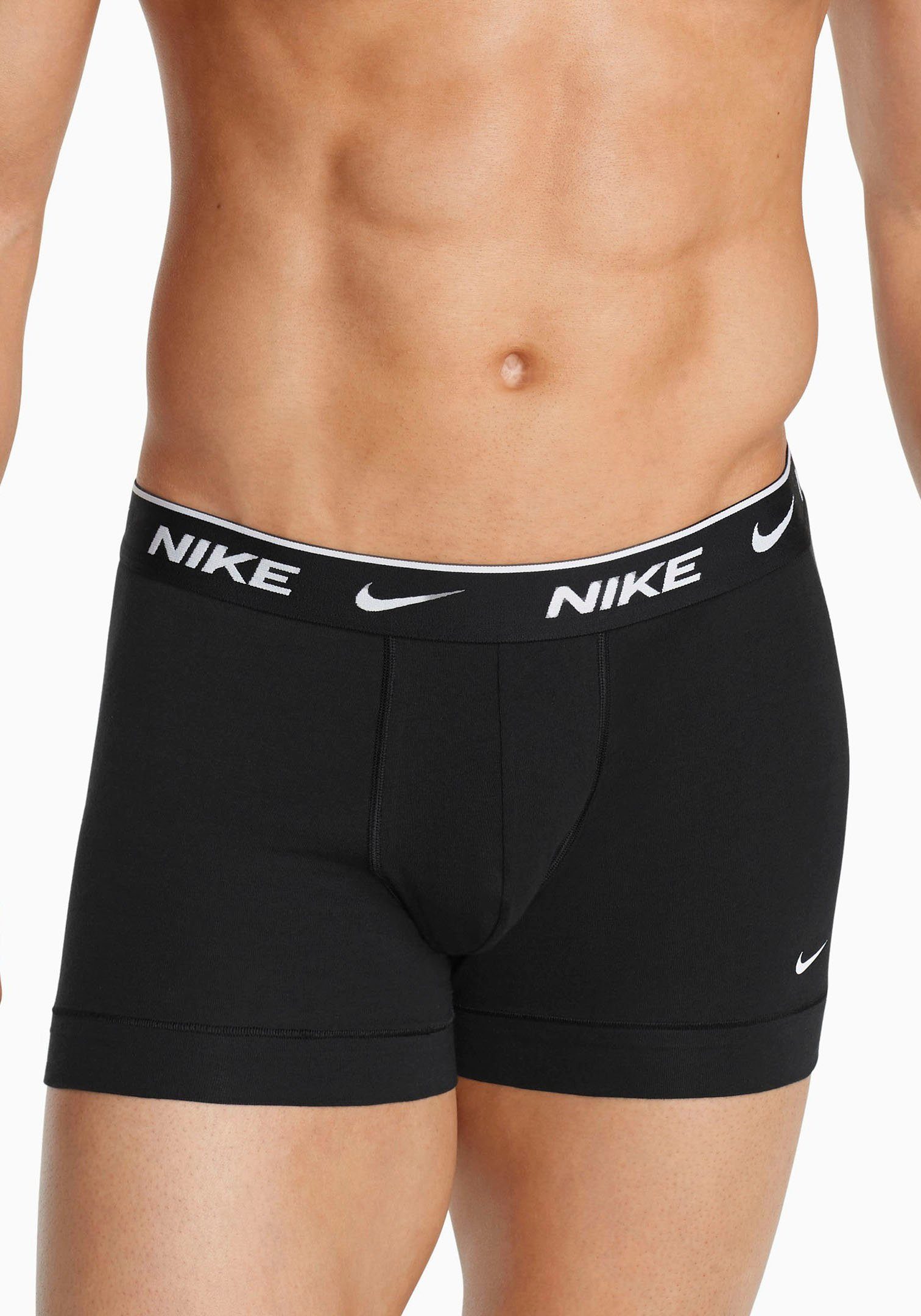 3-St., schwarz NIKE aus 3er-Pack) (Packung, Boxer 3PK TRUNK Underwear Baumwoll-Stretch